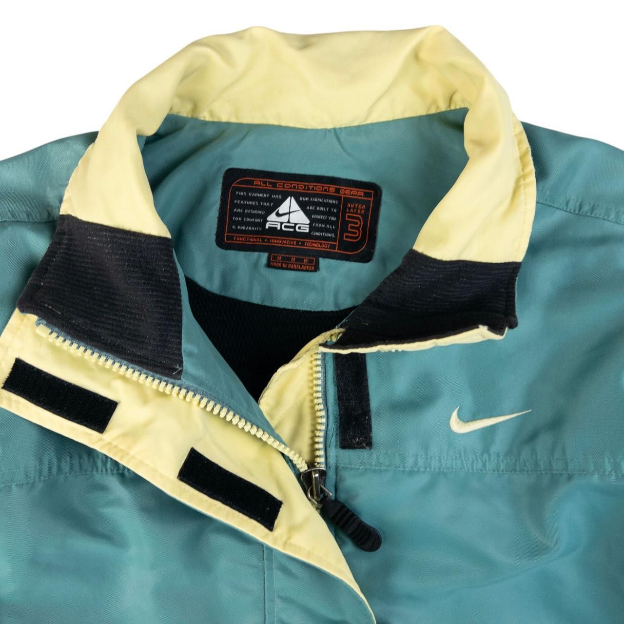 Nike ACG Vintage Nike ACG Zip Up Jacket Size M Size US M / EU 48-50 / 2 - 3 Thumbnail