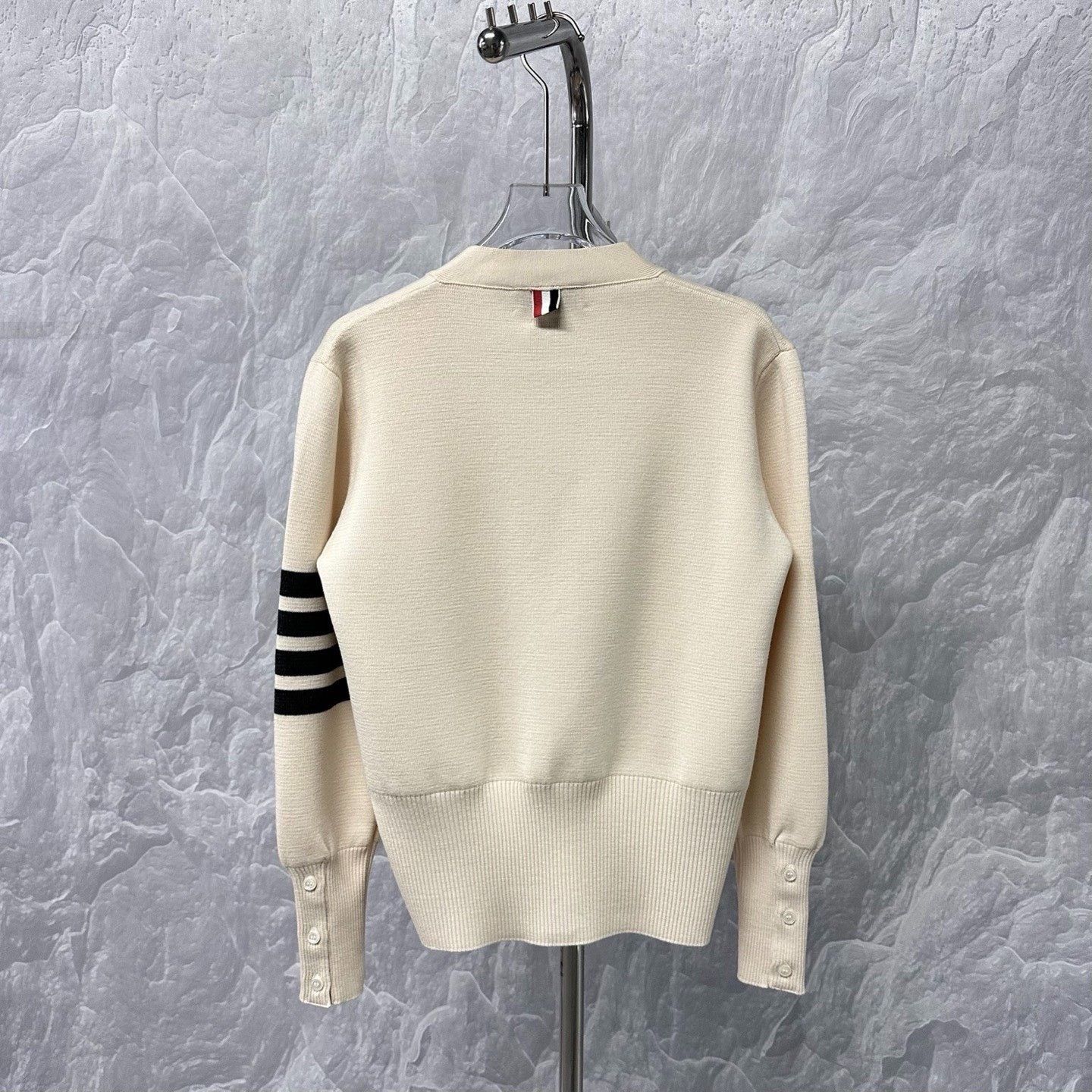 Thom Browne Thom Browne Striped V-Neck Wool Cardigan Size US XXS / EU 40 - 4 Thumbnail