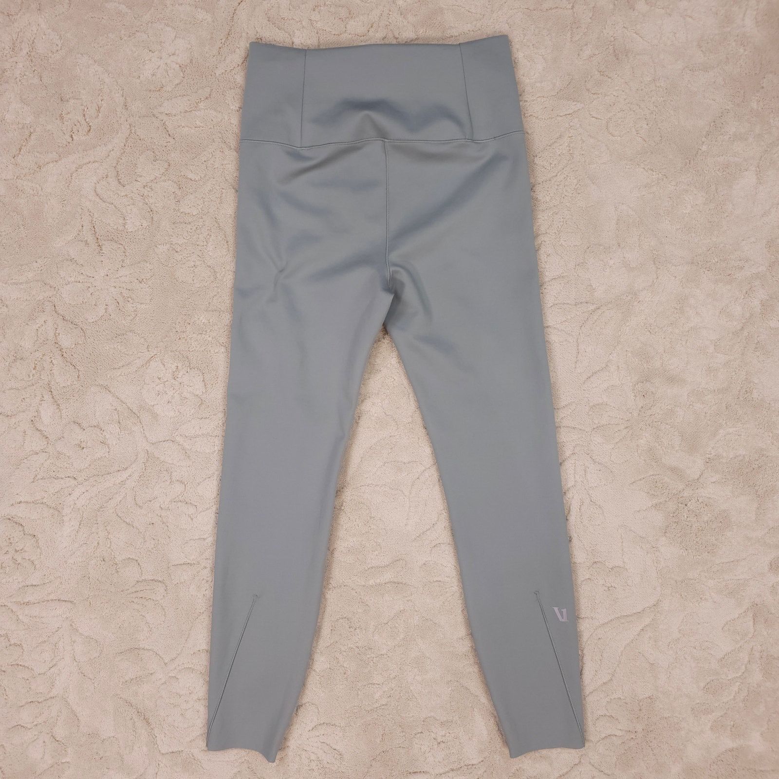Vuori Vuori Evolve Leggings Fern Sz Medium Size 28" / US 6 / IT 42 - 2 Thumbnail