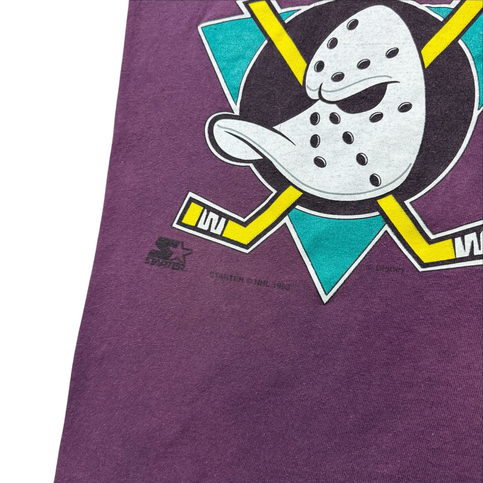 NHL VTG 90s MIGHTY DUCKS ANAHEIM 1993 STARTER AOP T-SHIRT Size US L / EU 52-54 / 3 - 4 Thumbnail