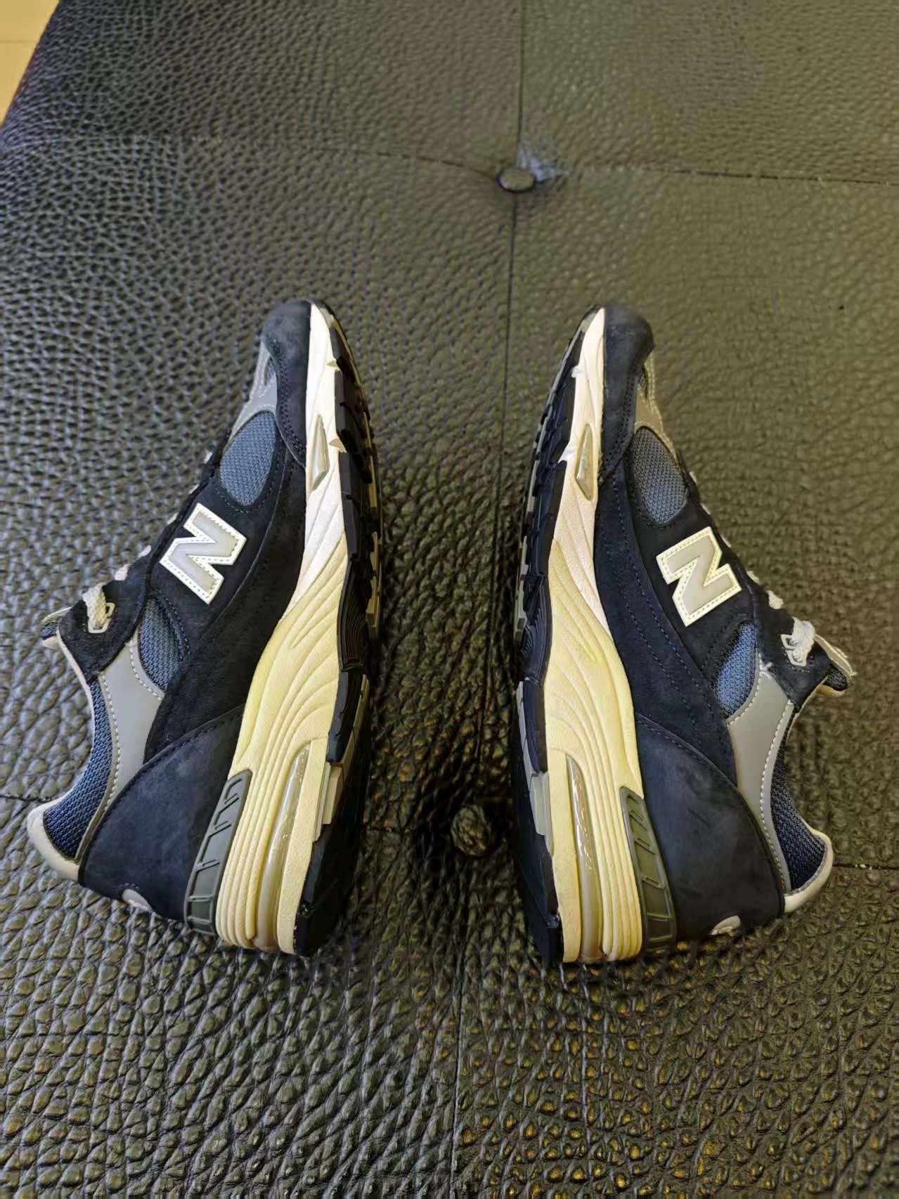 New Balance NEW BALANCE 991NV Men's UK Navy Retro Running Shoes Size US 9.5 / EU 42-43 - 7 Thumbnail