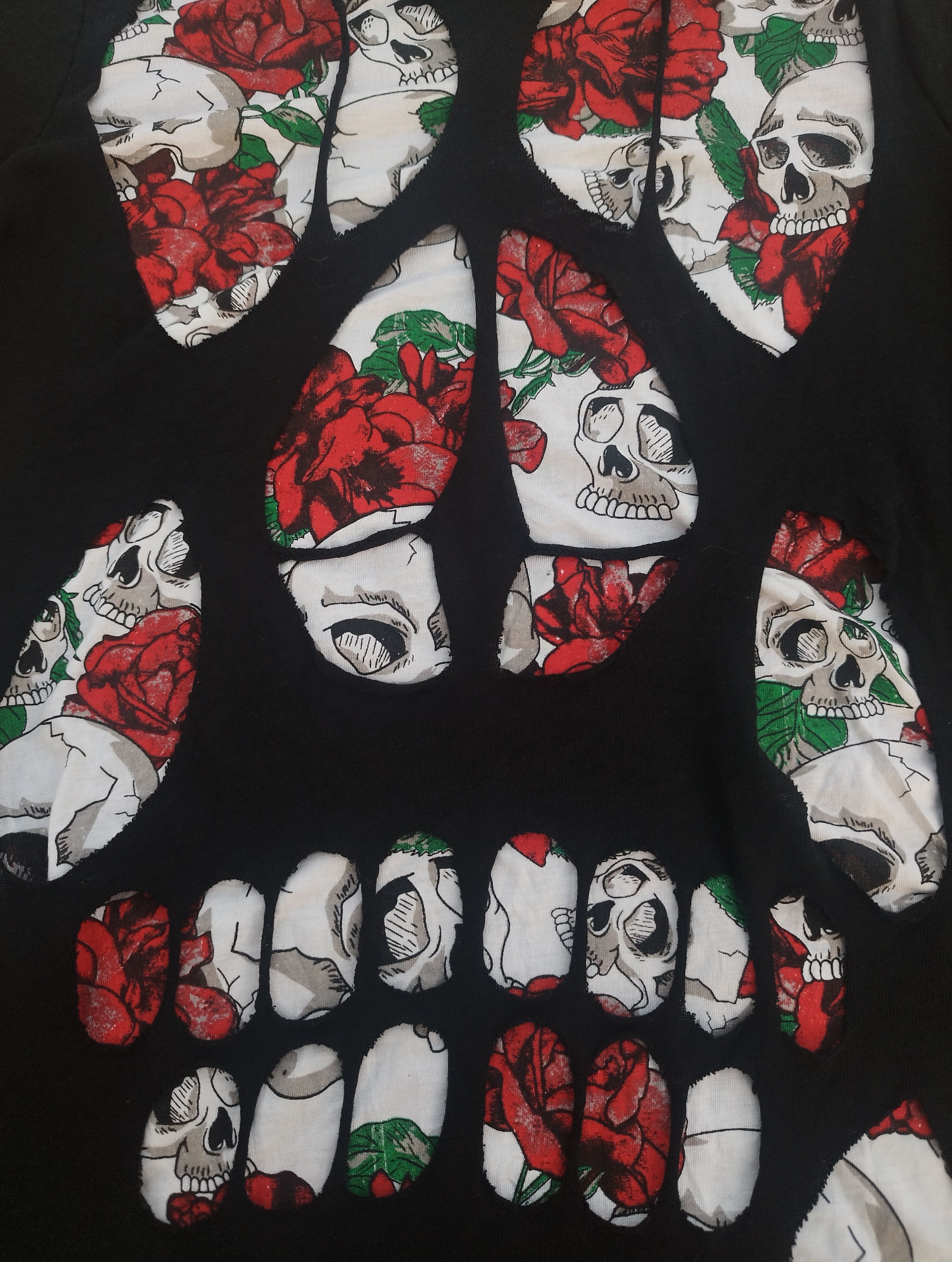 The Unbranded Brand Distroyed skull t-shirt Size S / US 4 / IT 40 - 7 Thumbnail