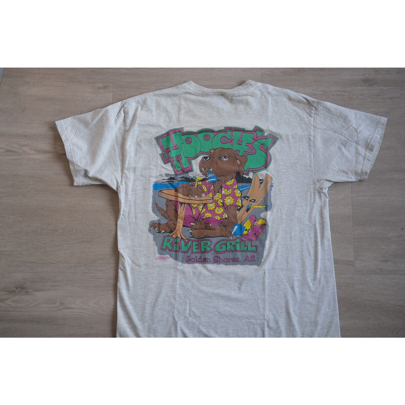 Hanes Vintage 1990s Hooch's River Grill T-Shirt XL Faded Gray Size US L / EU 52-54 / 3 - 10 Thumbnail