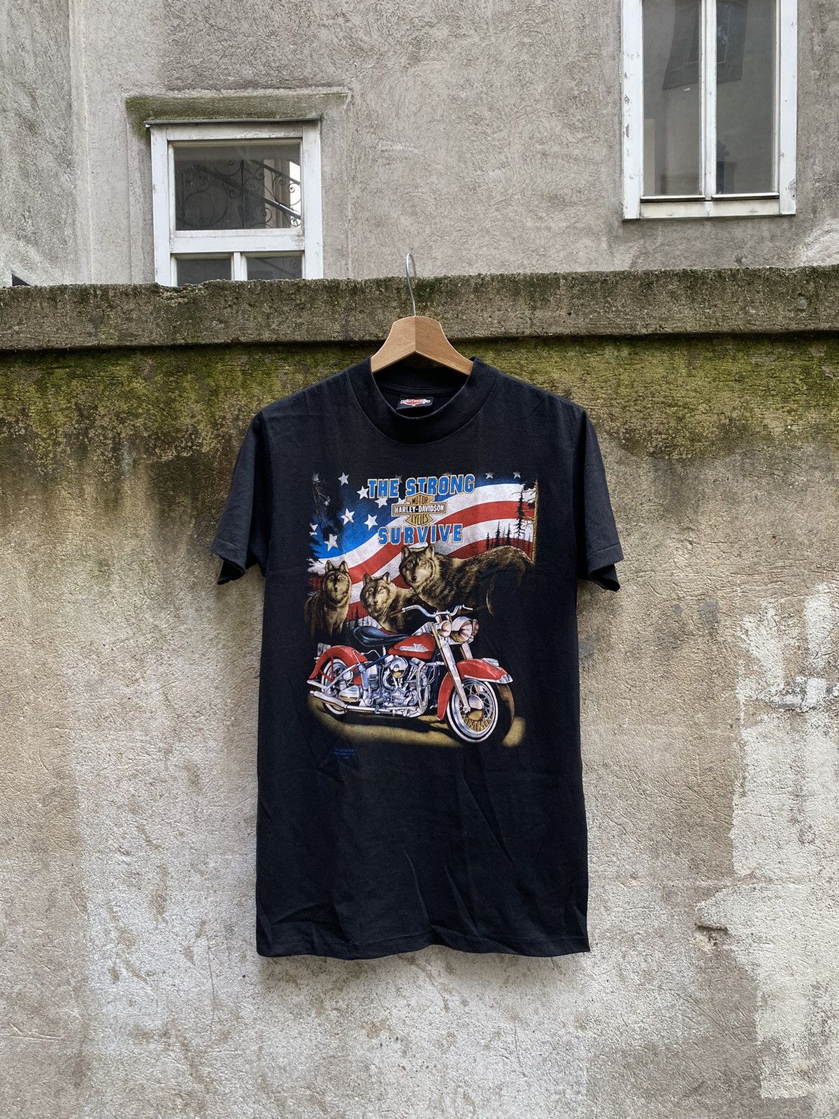 Usa Build The Wall T-Shirt Vintage American Flag