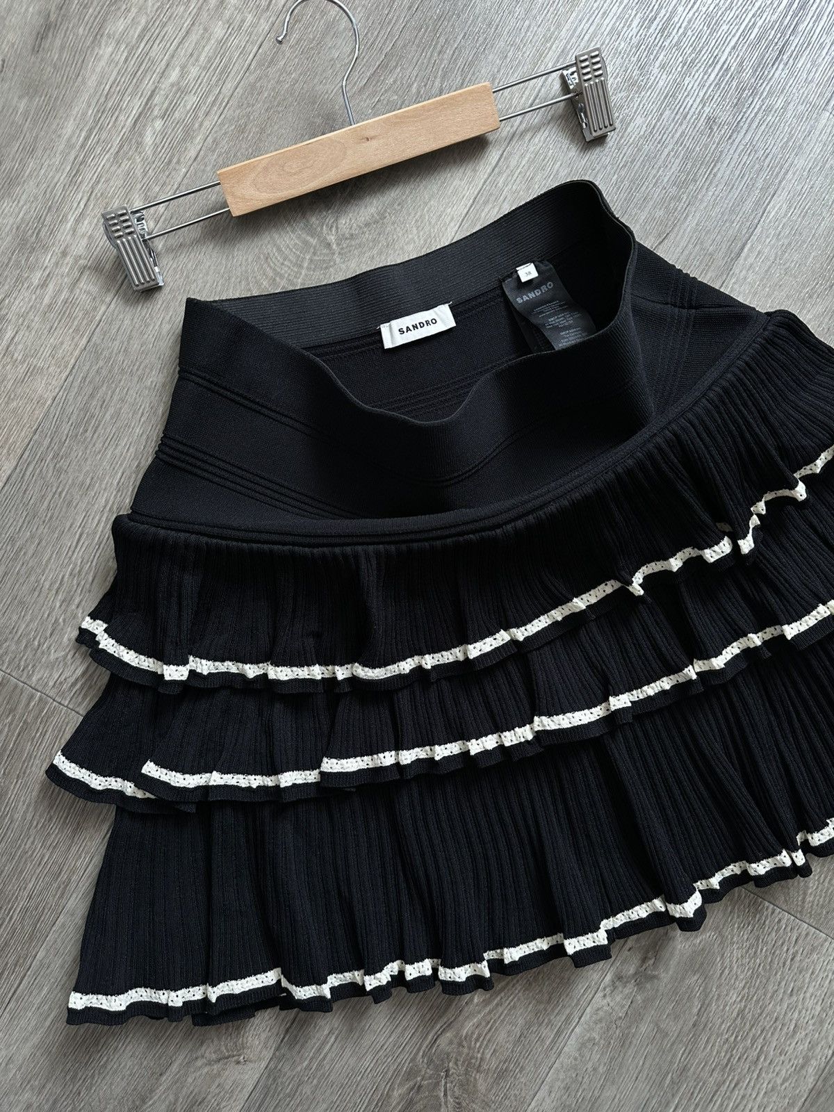 Sandro 🫧SANDRO TIERED RIBBED-KNIT Mini Skirt Size 26" / US 2 / IT 38 - 6 Thumbnail