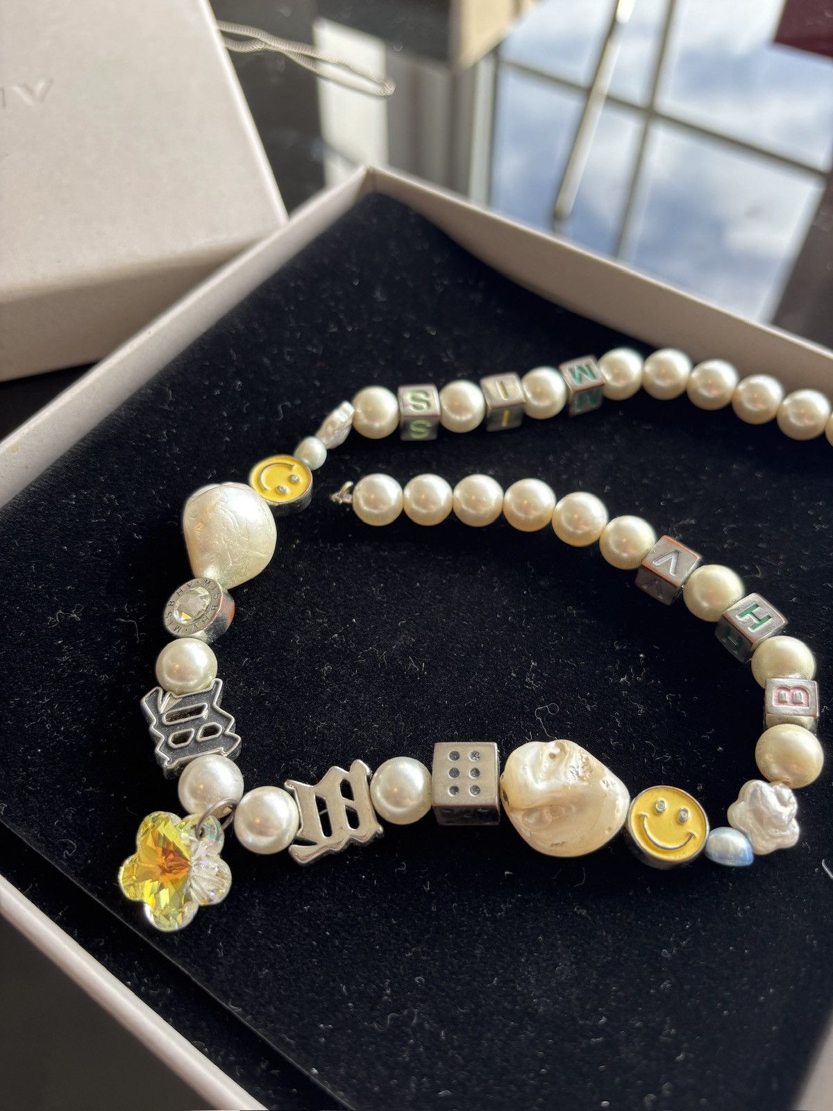 Misbhv MISBHV 17” pearl LA bead necklace with logo charms - Size ONE SIZE - 3 Thumbnail