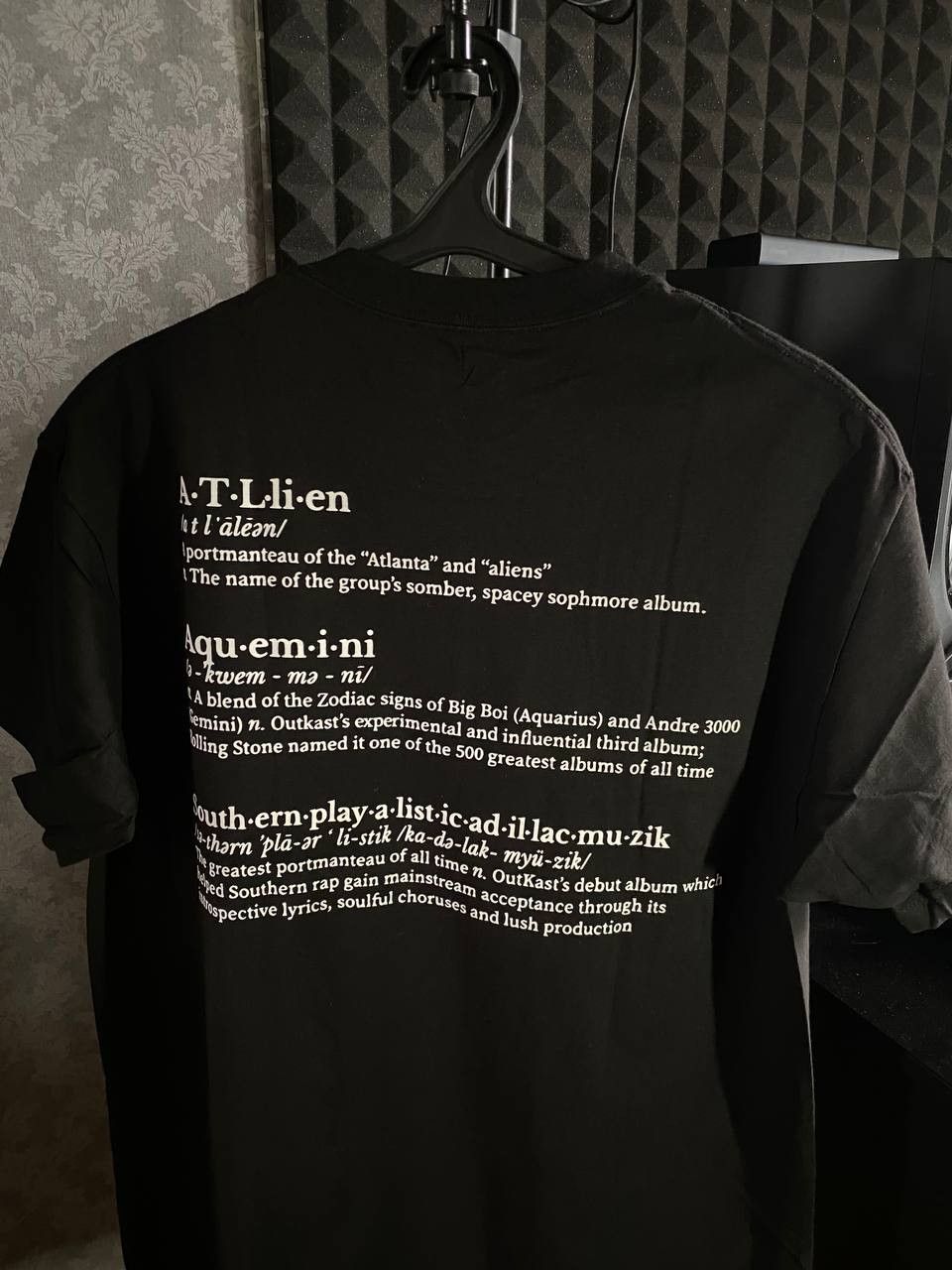 Pleasures Pleasures - OutKast Vocabulary Tee Size US M / EU 48-50 / 2 - 4 Thumbnail