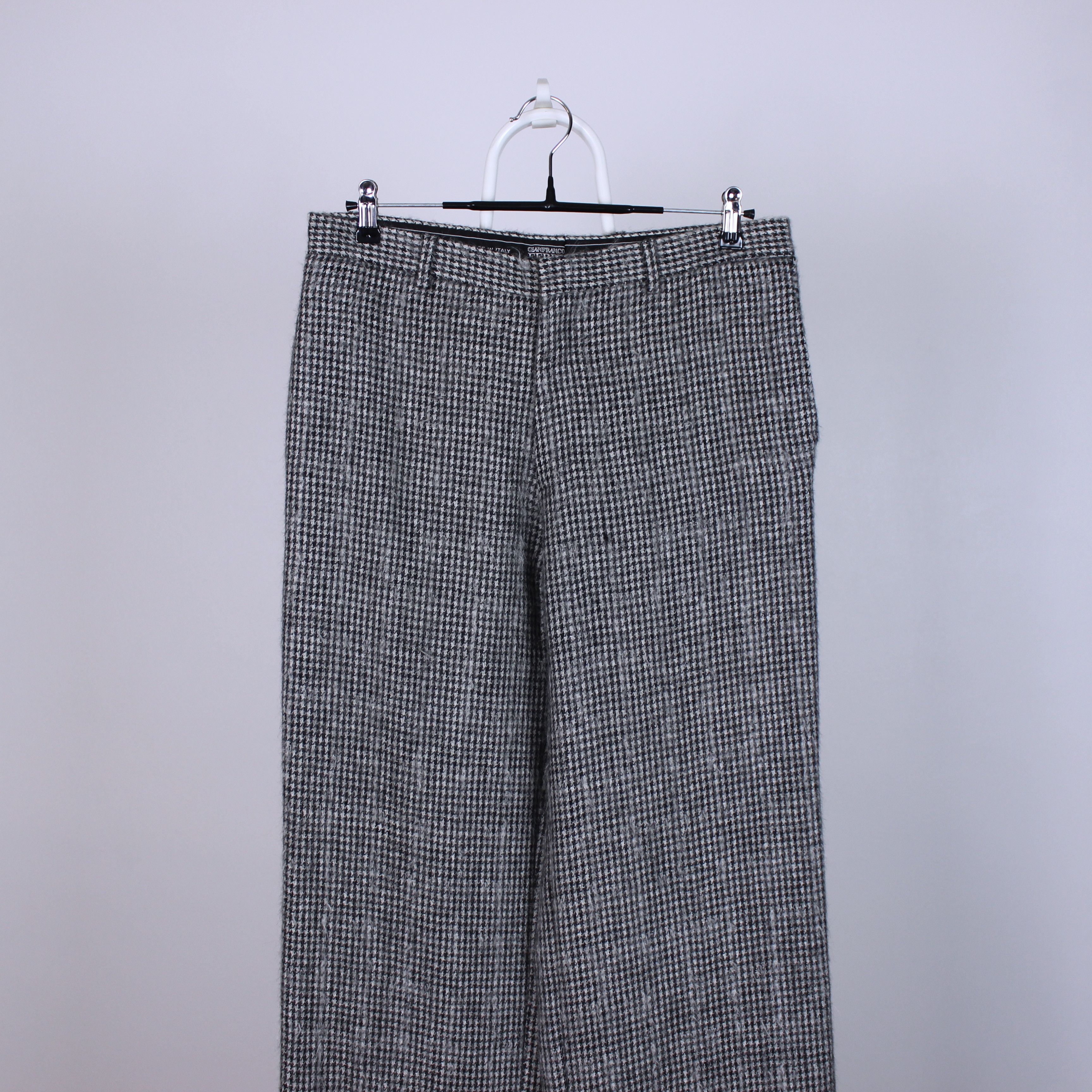 Gianfranco Ferre Gianfranco Ferre vintage alpaca Mohair wool 8 US gray Size 30" / US 8 / IT 44 - 3 Thumbnail