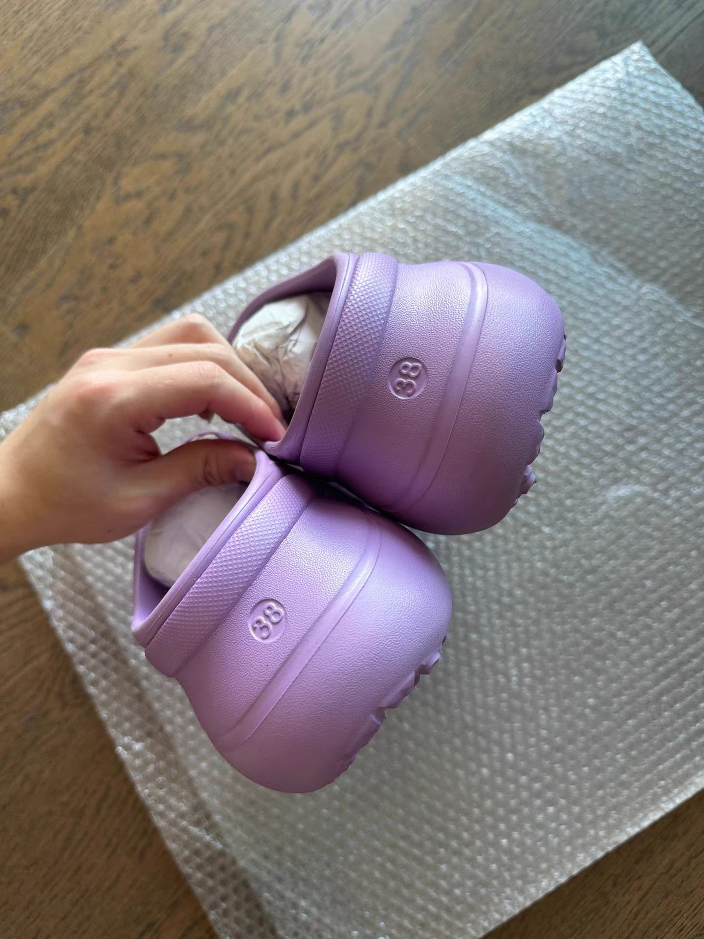 Balenciaga Balenciaga x Crocs Pool Crocs Platform Slides K6 Size US 8 / IT 38 - 8 Thumbnail