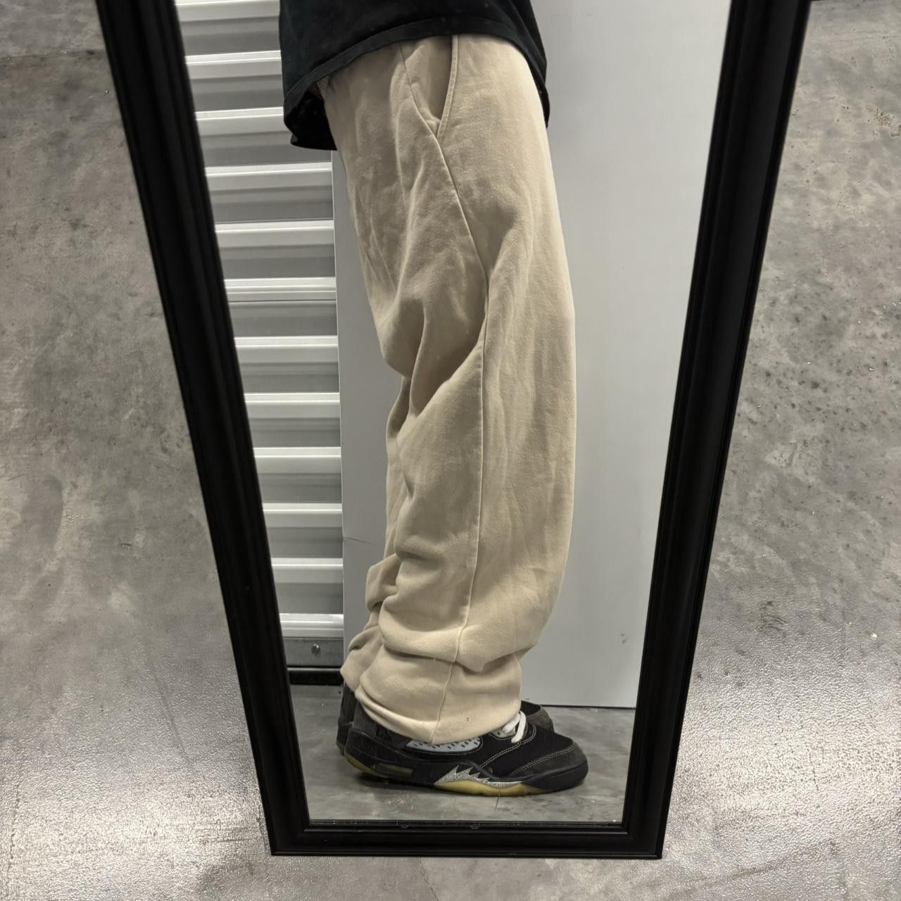 Japanese Brand × Vintage Crazy Vintage Y2K/2000s Cream Streetwear Essential Sweatpants! Size US 30 / EU 46 - 2 Thumbnail