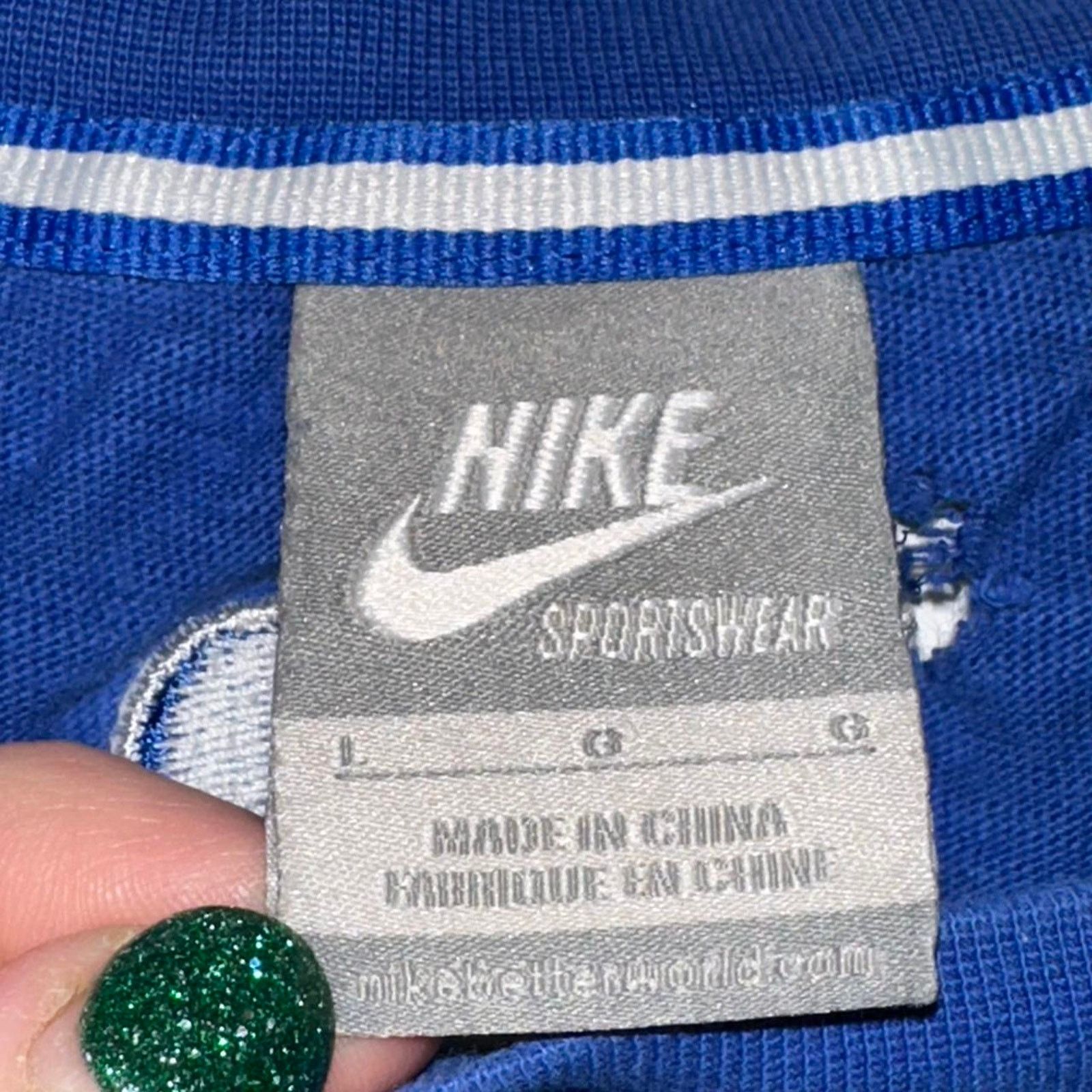 Nike Vintage Nike Sportswear Duke Pocket T shirt size S Size US S / EU 44-46 / 1 - 2 Thumbnail