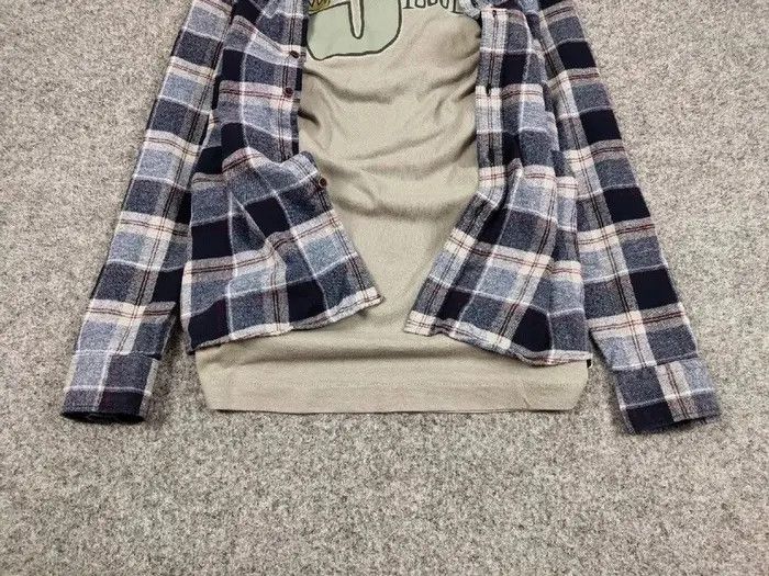 Flannel Vintage Flannel Shirt Plaid Checkered Travis Scott Style Size US XL / EU 56 / 4 - 7 Thumbnail