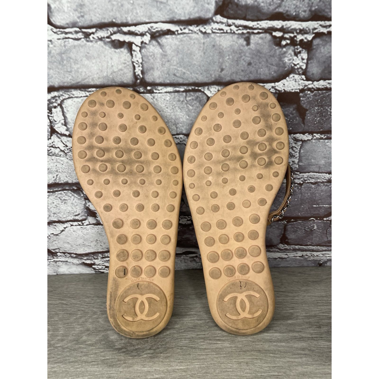 Chanel CHANEL Lambskin CC Chain Pink Leather Designer Thong Sandals Size US 9.5 / IT 39.5 - 7 Thumbnail