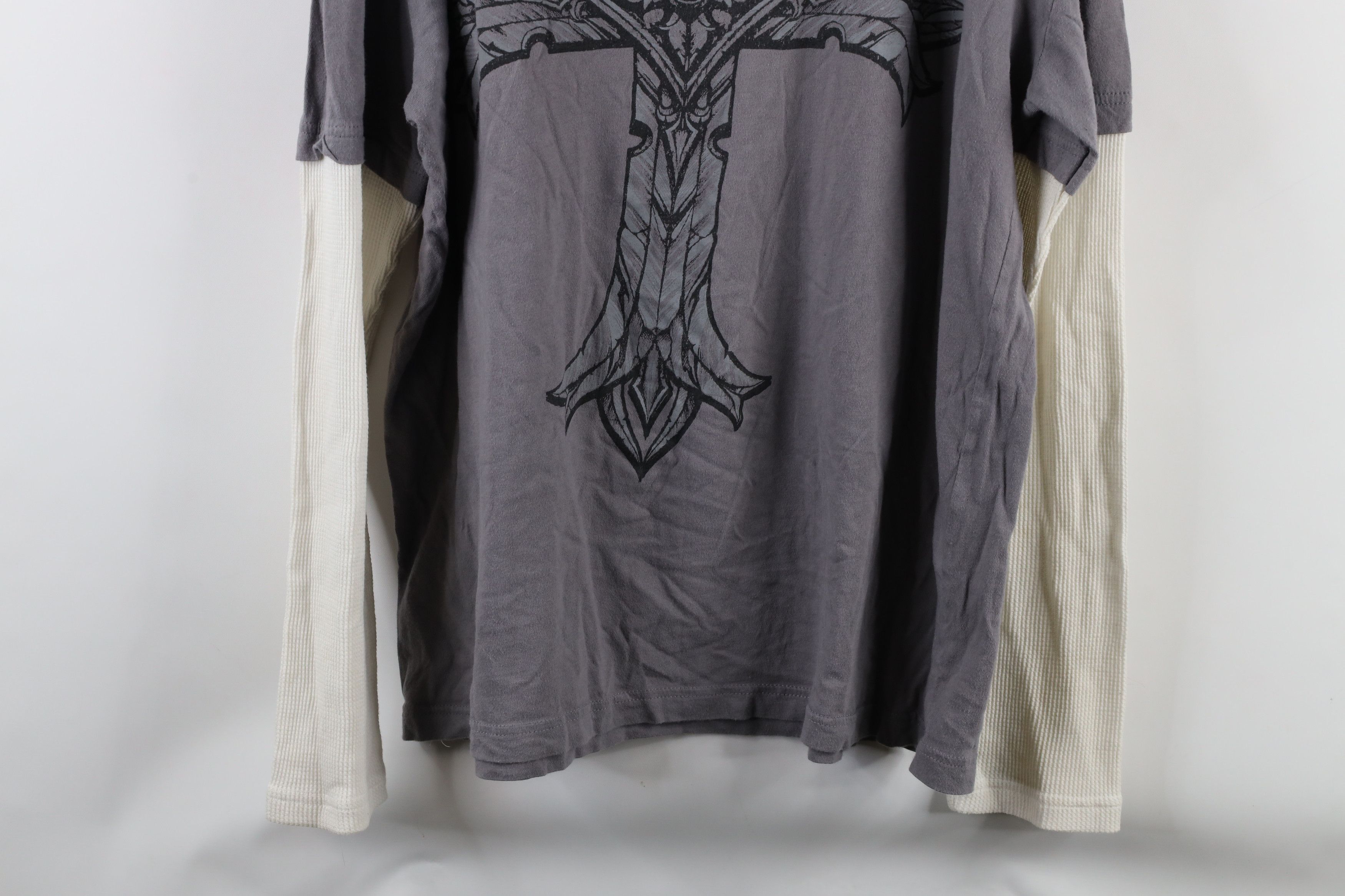 Vintage Vintage Y2K MMA Skull Cross Tribal Long Sleeve T-Shirt Size US XL / EU 56 / 4 - 15 Thumbnail