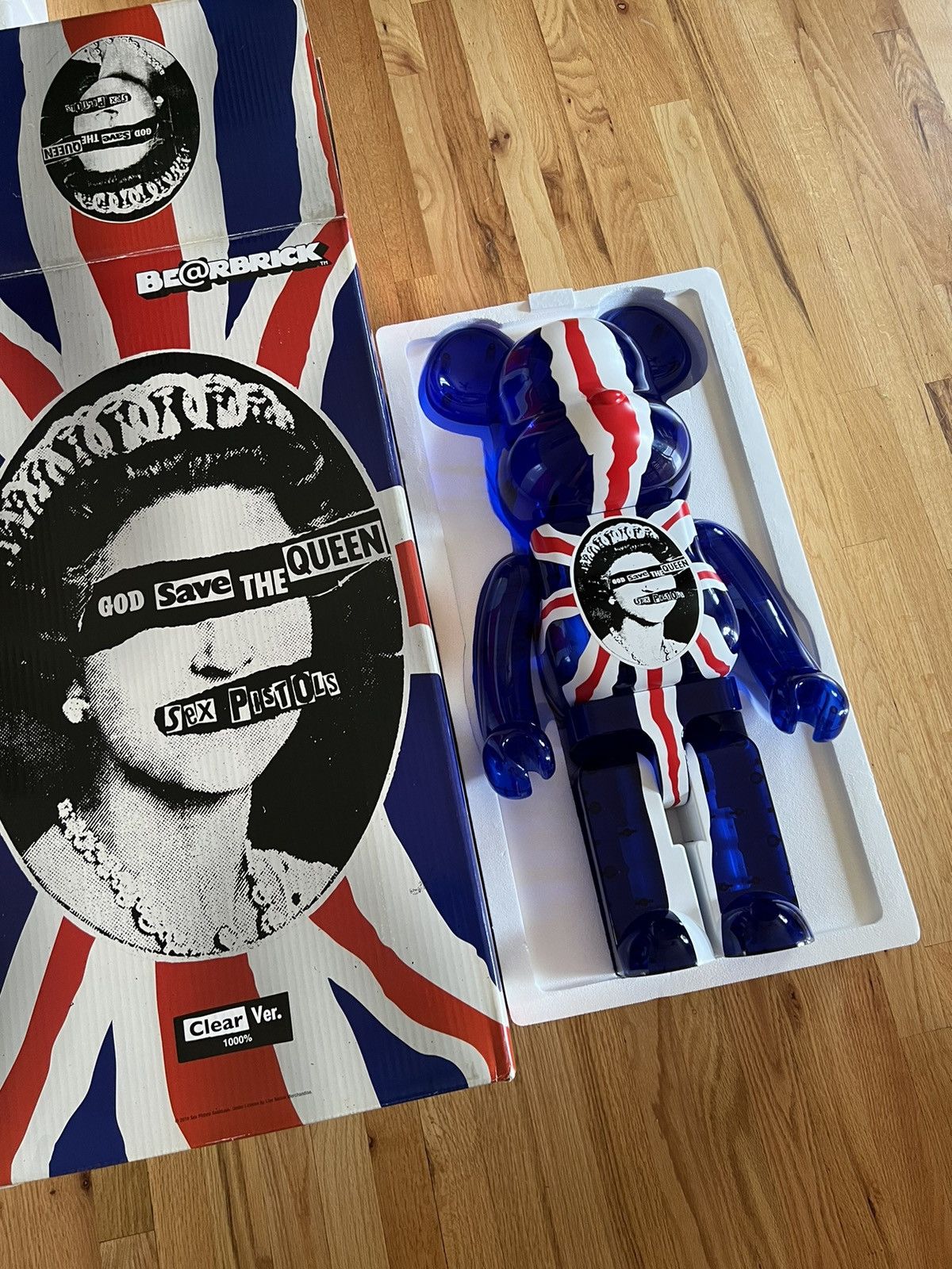 Medicom Toy 2016 Sex Pistols 1000% Bearbrick 'God Save the Queen