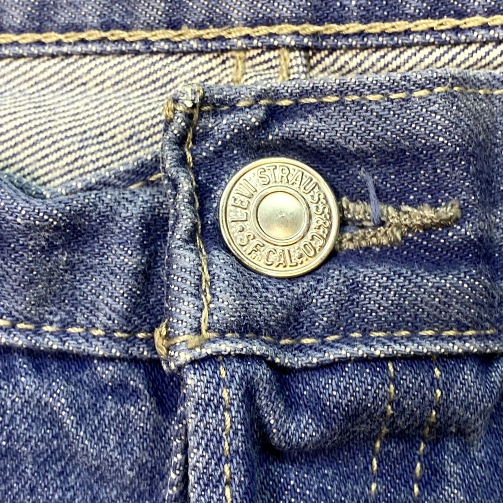 Levi's Levi's 501 Original Fit Jeans Men Blue Denim Button Fly Straight 42x32 Vintage Distressed 5-Pocket Regular Rise Medium Wash Jeans Mens Size US 42 / EU 58 - 5 Thumbnail
