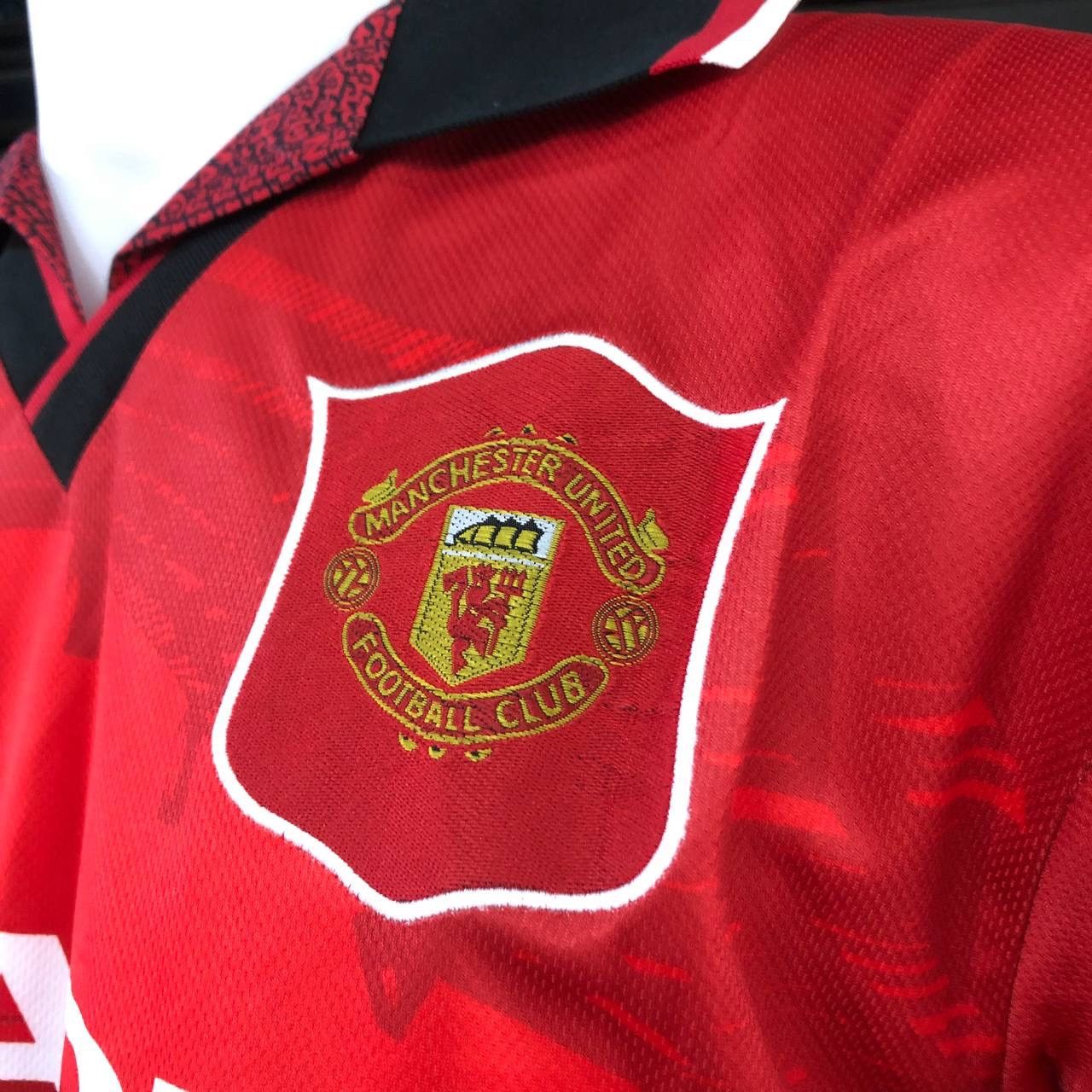 Vintage Vintage Jersey 1994-1996 Manchester United Home Shirt Size US XL / EU 56 / 4 - 3 Thumbnail