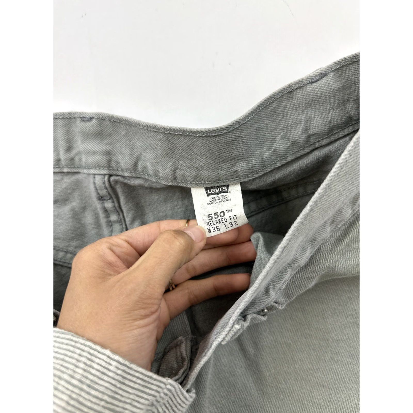 Levi's VINTAGE Levi’s 550 Jeans Men’s 34x32 Green Distressed Paper Tag 100% Cotton Relaxed Tapered 550 Relaxed Men 34-32 Jeans Size US 34 / EU 50 - 6 Thumbnail