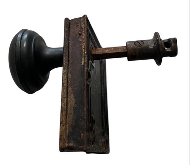 Designer Vintage WBB & Co Door Knob Size ONE SIZE - 3 Thumbnail