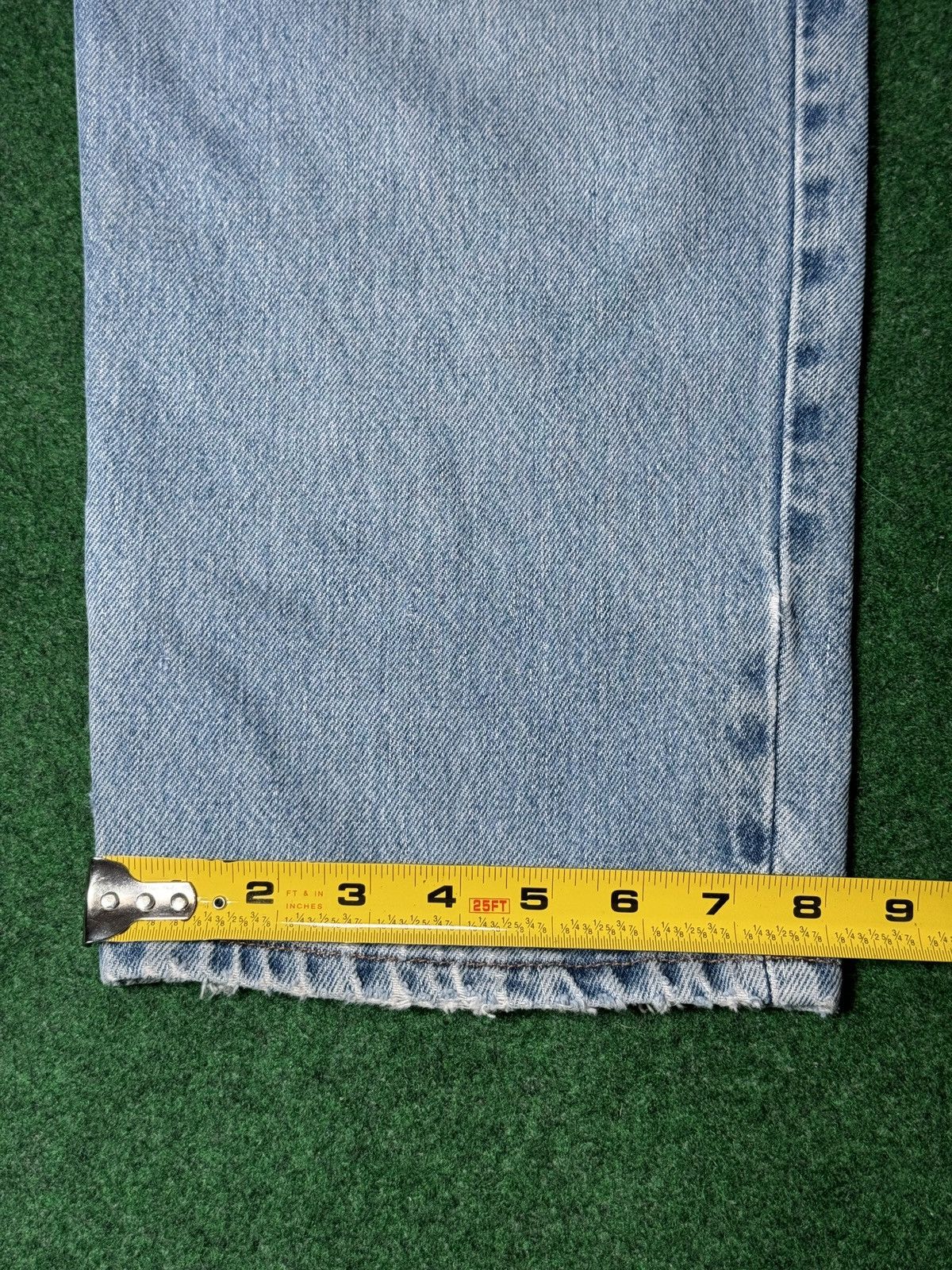 Levi's × Levi's Vintage Clothing × Vintage Vintage Levi’s 550 Distressed Light Wash Denim Jeans Size US 38 / EU 54 - 9 Thumbnail