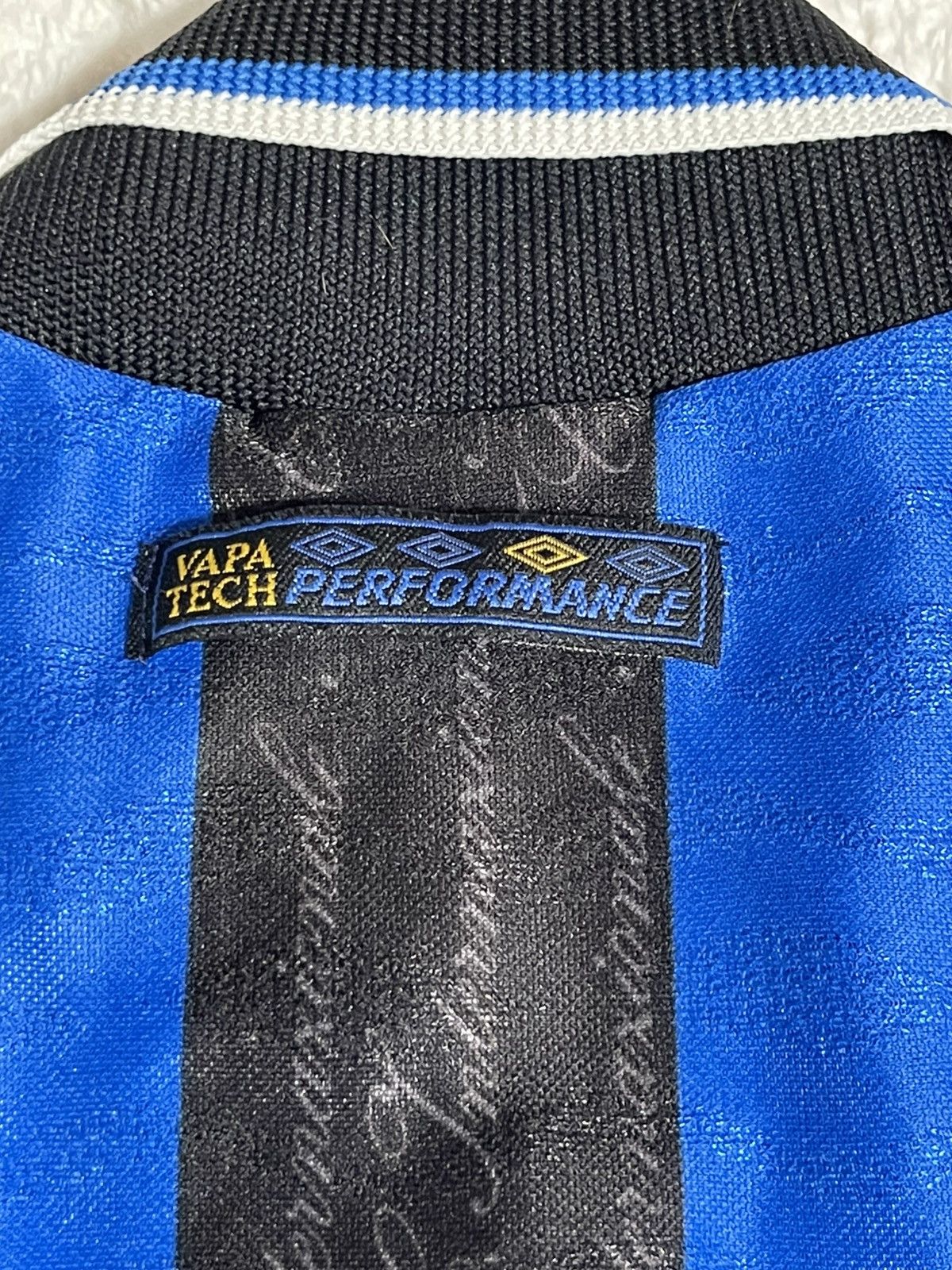 Umbro × Vintage INTER MILAN 1997/1998 VINTAGE FOOTBALL SHIRT JERSEY HOME Size US L / EU 52-54 / 3 - 6 Thumbnail