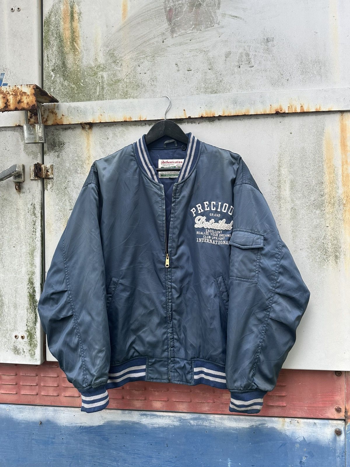 Vintage 👹Vintage Faded Upright Embroidery Logo Bomber Jacket Size US L / EU 52-54 / 3 - 1 Thumbnail