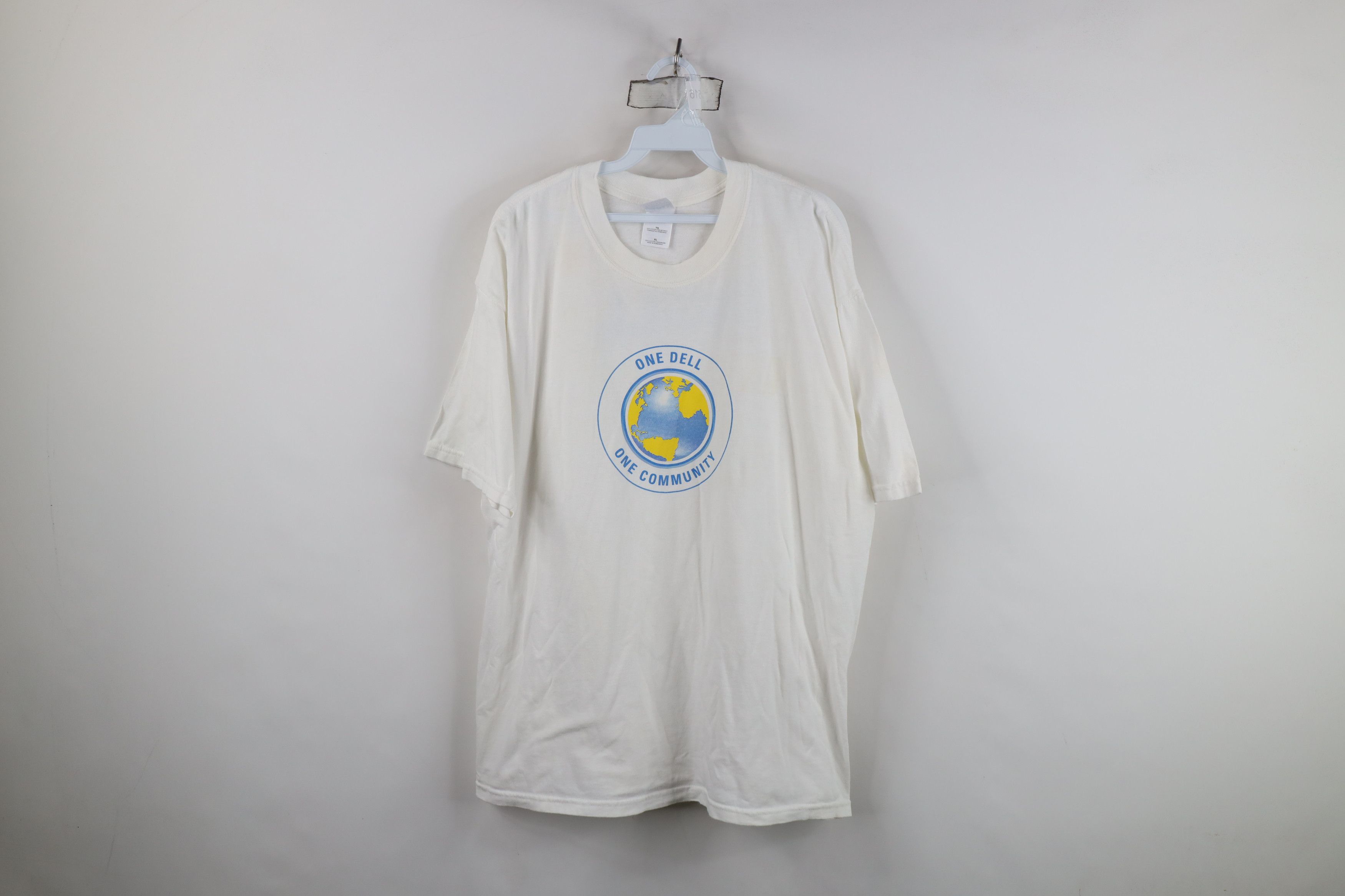 Vintage Vintage 90s One Community Earth Day Dell Computers T-Shirt Size US XL / EU 56 / 4 - 1 Thumbnail