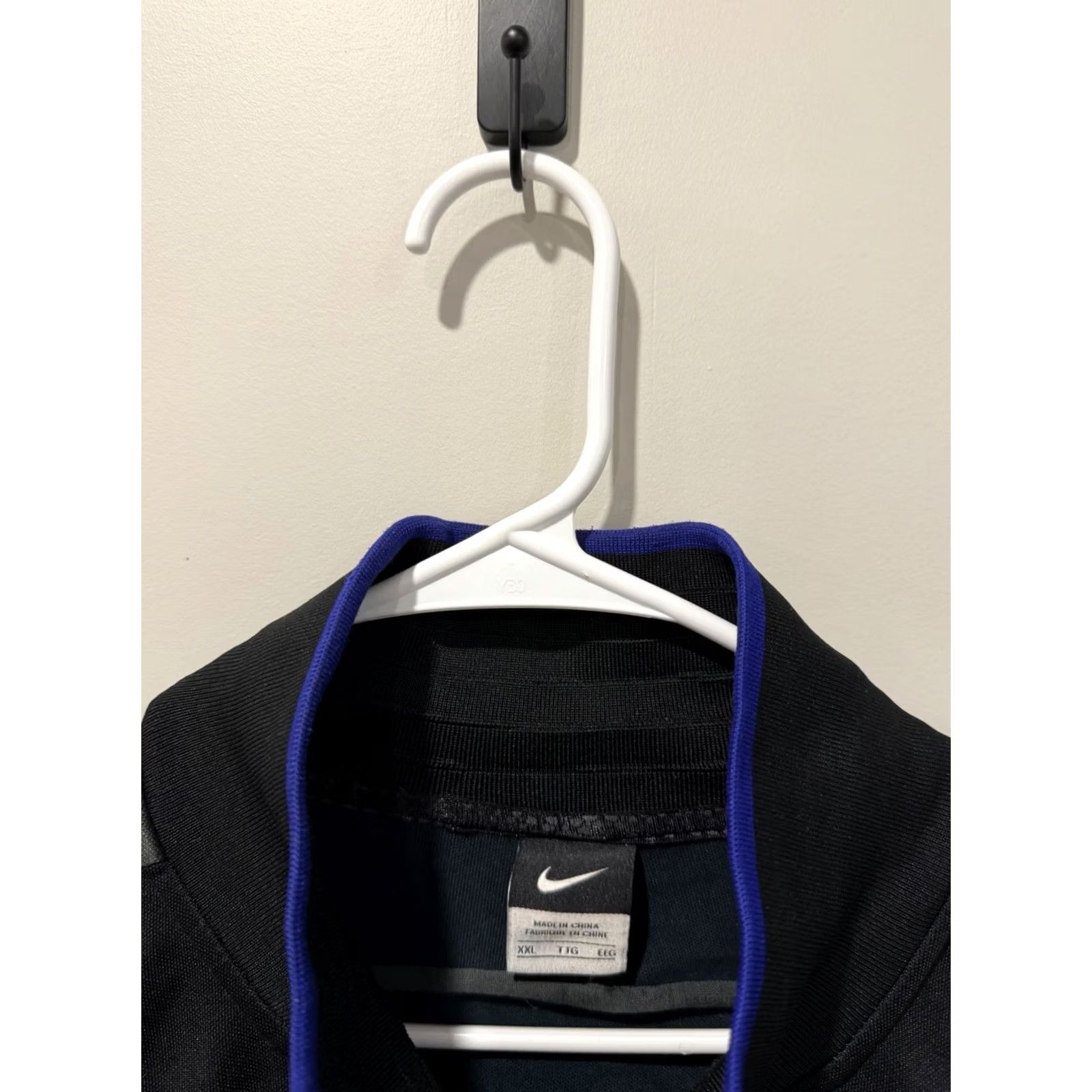 Nike VINTAGE Nike Kobe Bryant Black Mamba Venomenon Full Zip Jacket 2XL Mens Black Size US XXL / EU 58 / 5 - 3 Thumbnail