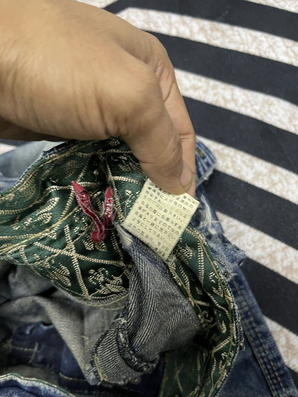 Japanese Brand 2000s CRAZY LEOPARD DENIM JEANS DISTRESSED RARE DESIGN Size US 30 / EU 46 - 15 Thumbnail