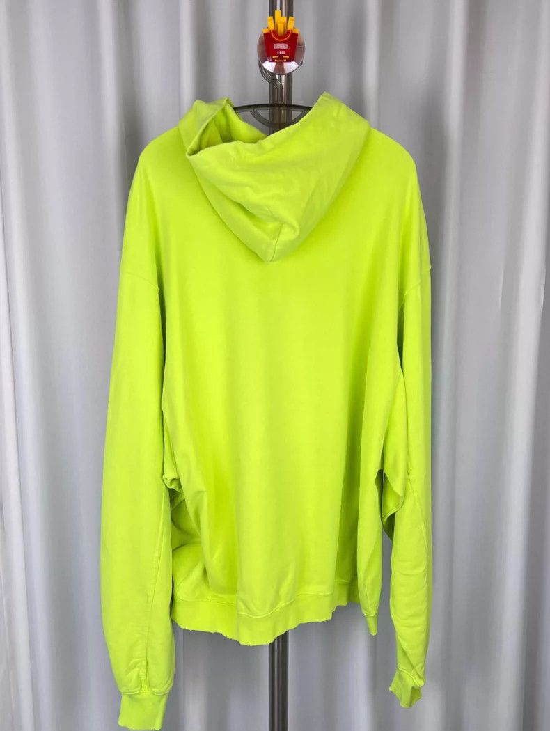 Balenciaga Balenciaga Big Sabotage Alphabet Print Ripped Hoodie Fluor Size US XS / EU 42 / 0 - 2 Thumbnail