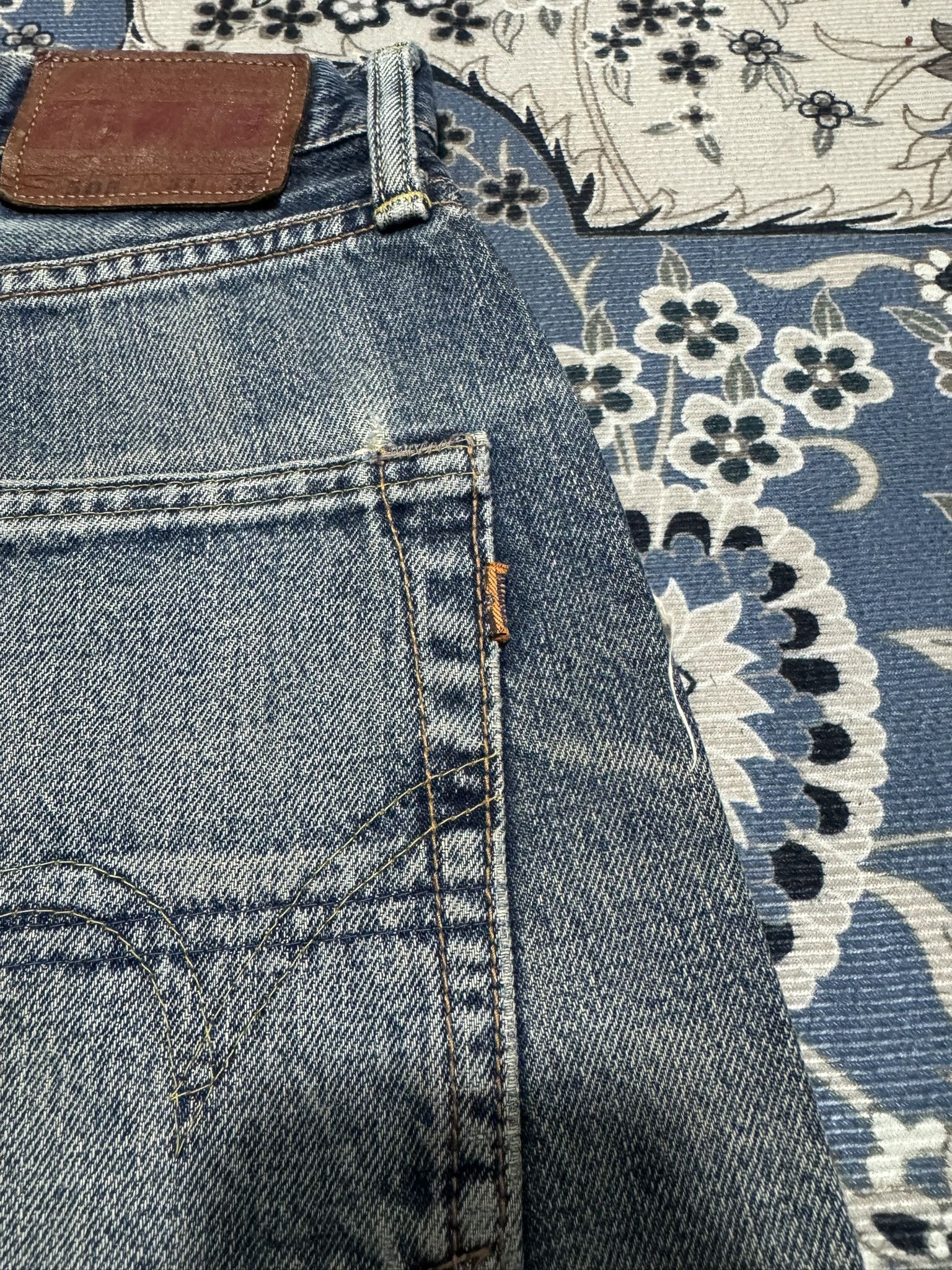Edwin × Japanese Brand Vintage Edwin 505 Zipper Selvadge Redline Distressed Jeans Size US 31 - 9 Thumbnail