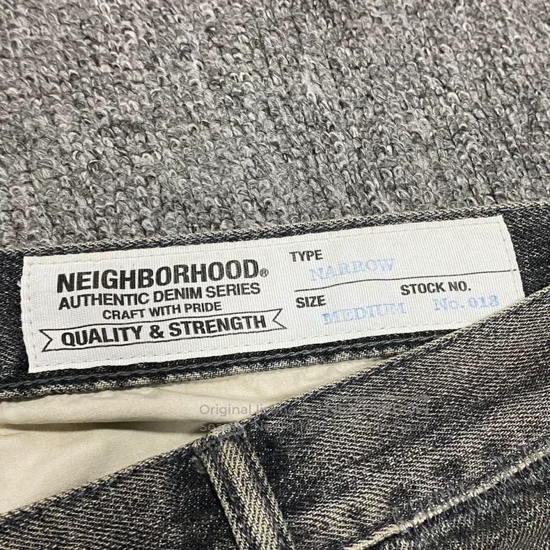 Neighborhood size M Anthony King