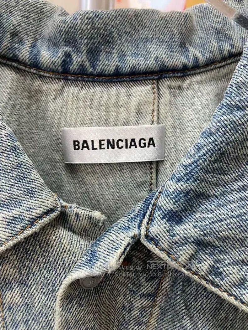 Balenciaga Balenciaga Oversized Patchwork Distressed Denim Jacket Size S / US 4 / IT 40 - 3 Thumbnail