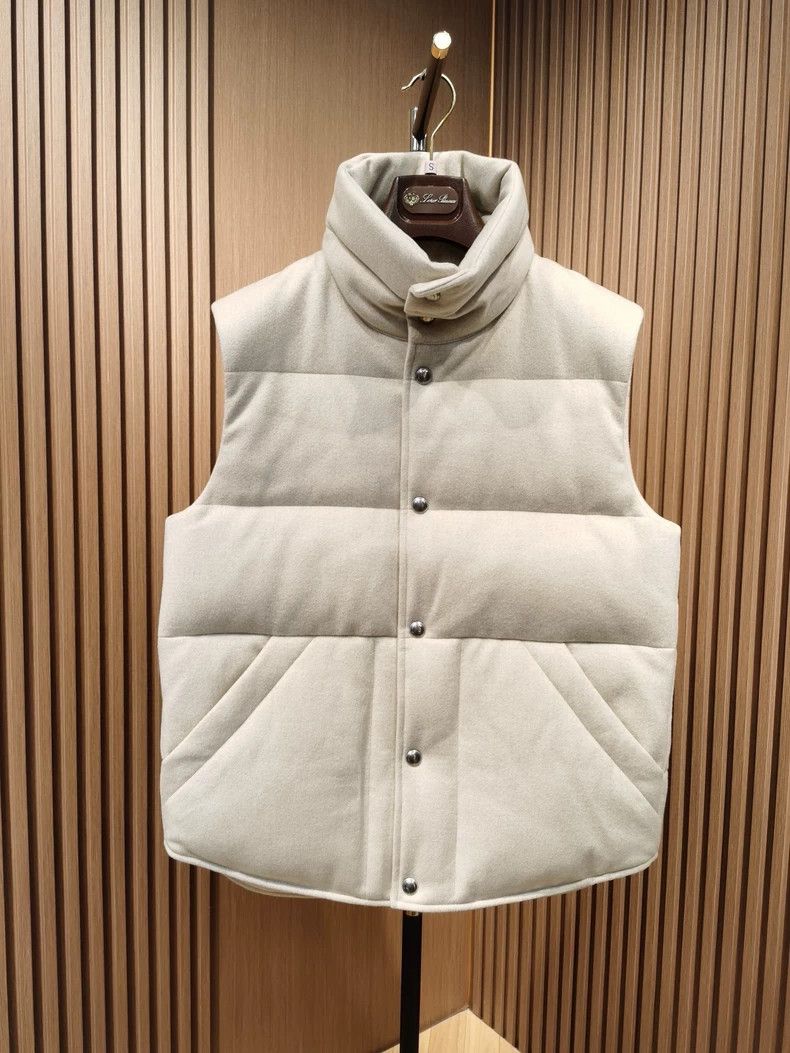Loro Piana LORO PIANA Feathered vest Size M / US 6-8 / IT 42-44 - 1 Thumbnail