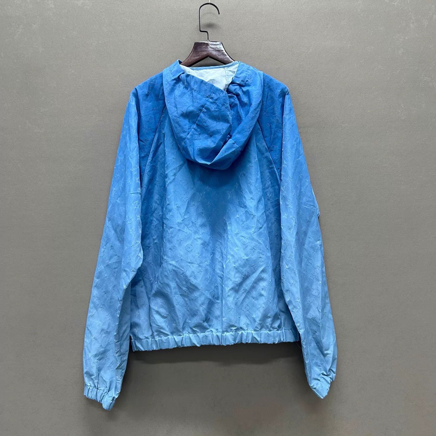 Louis Vuitton Louis Vuitton Sky Blue White Cloud Print Jacket 48 99 New Size US M / EU 48-50 / 2 - 2 Thumbnail