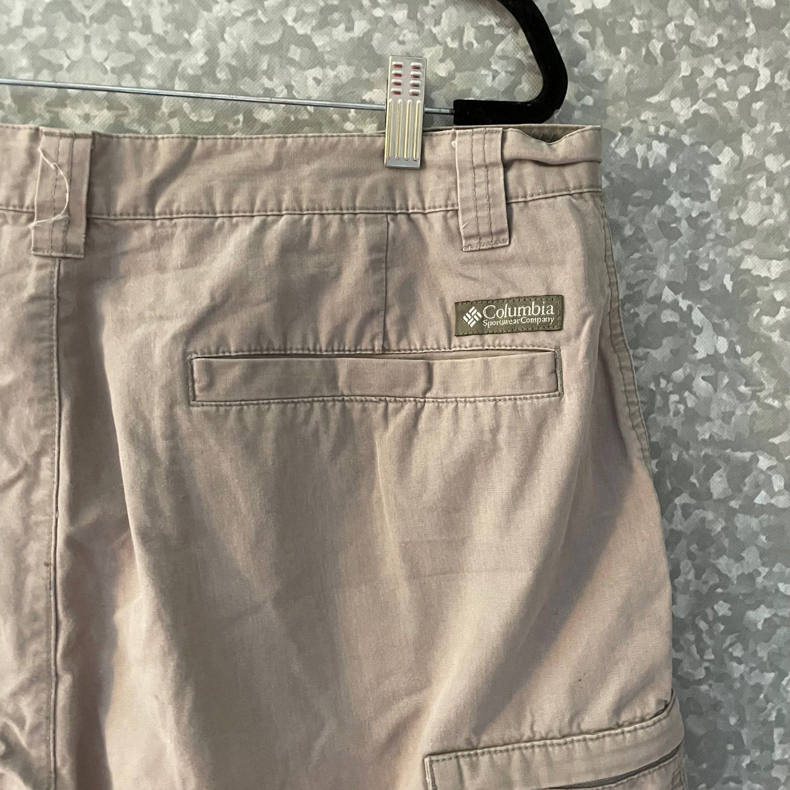 Columbia Columbia Khaki Tan Zip Cargo Chino Shorts - Size 40 Size US 40 / EU 56 - 5 Thumbnail