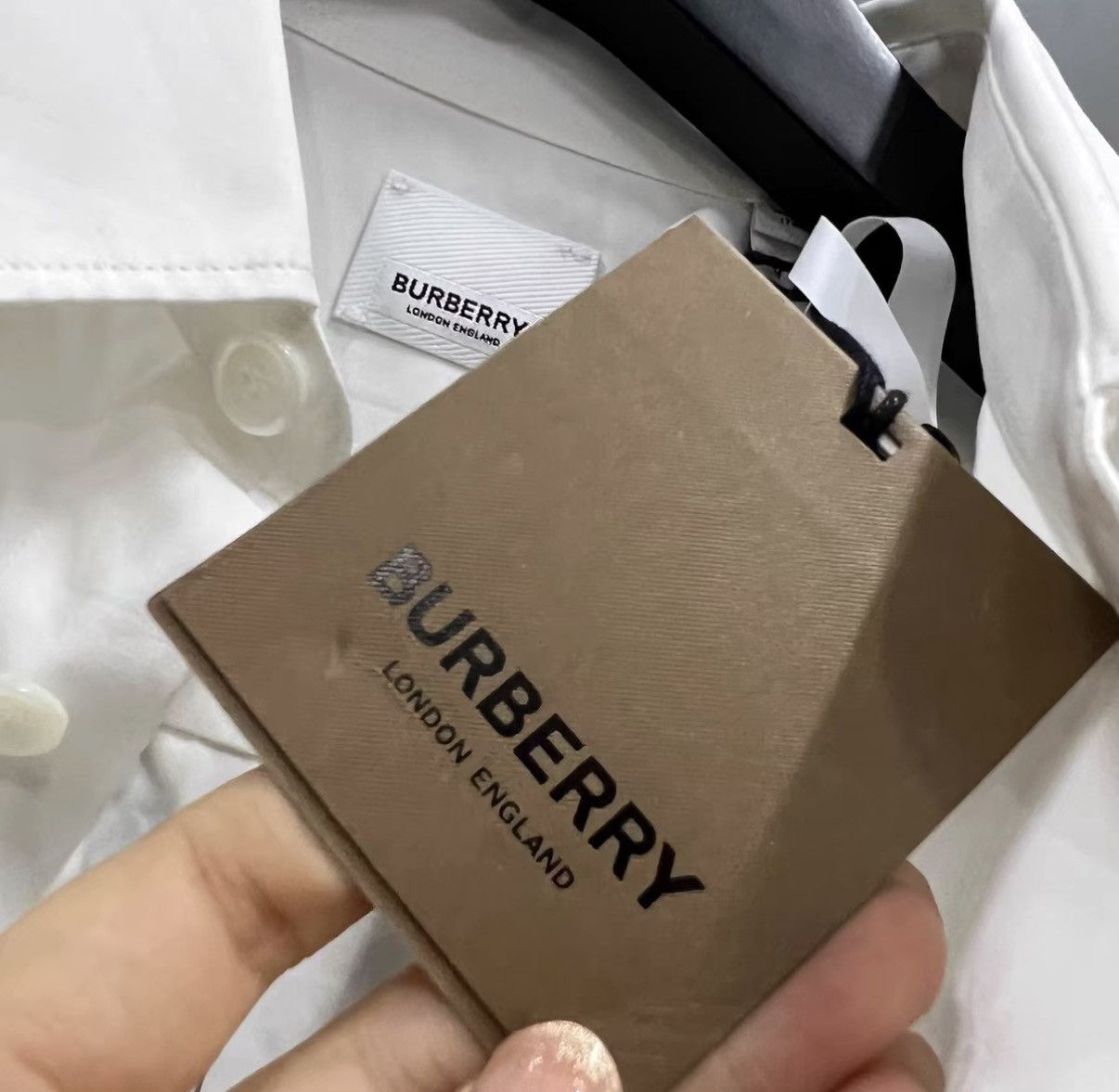 Burberry Burberry White Spliced Pocket Shirt J41 Size US M / EU 48-50 / 2 - 5 Thumbnail
