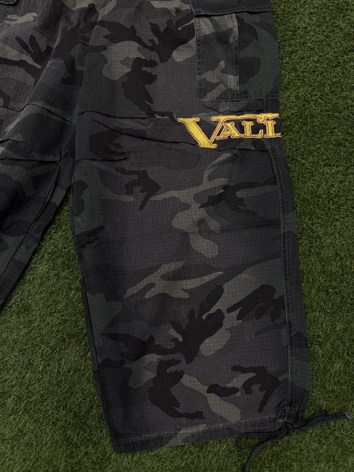 Vale Vale VA-1 Black Camo Cargo Sweatpants Size (30) NEW Size US 30 / EU 46 - 6 Thumbnail