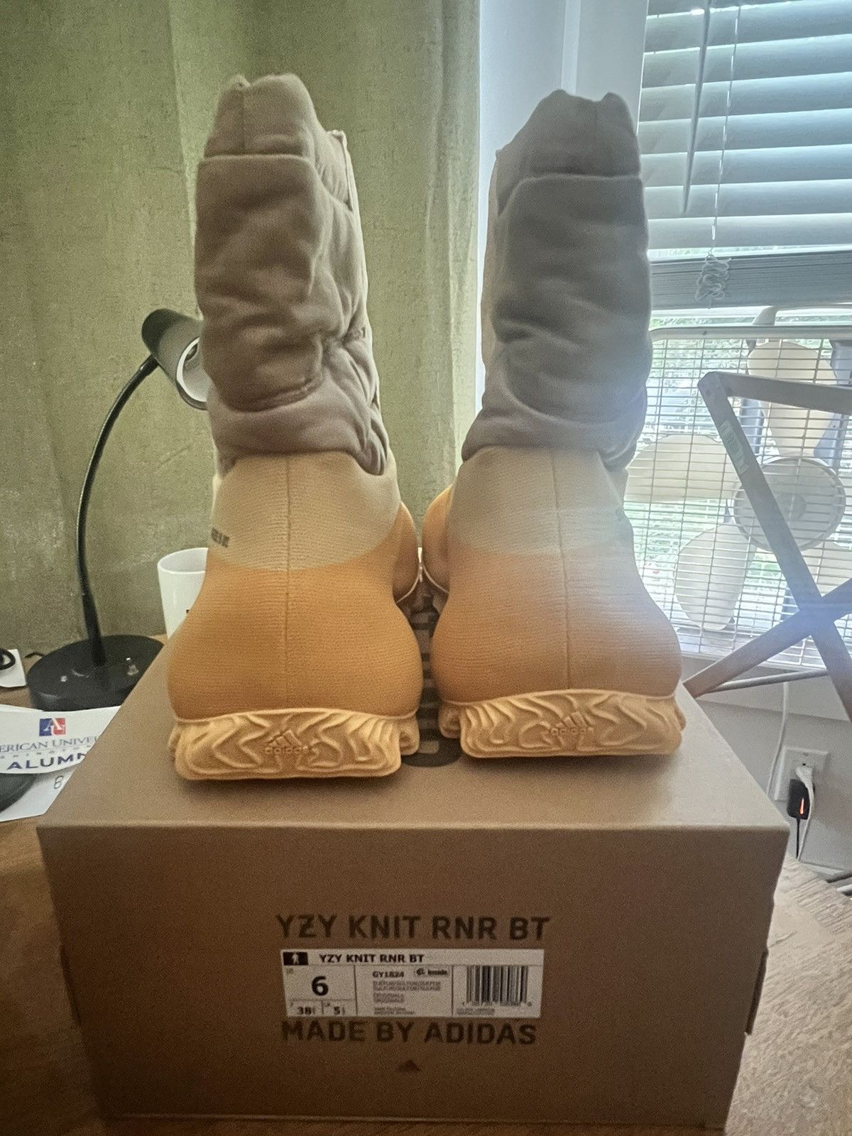 Adidas × Kanye West DS Adidas Yeezy Knit RNR Boot - Size 6 / GY1824 Size US 6 / EU 39 - 4 Thumbnail
