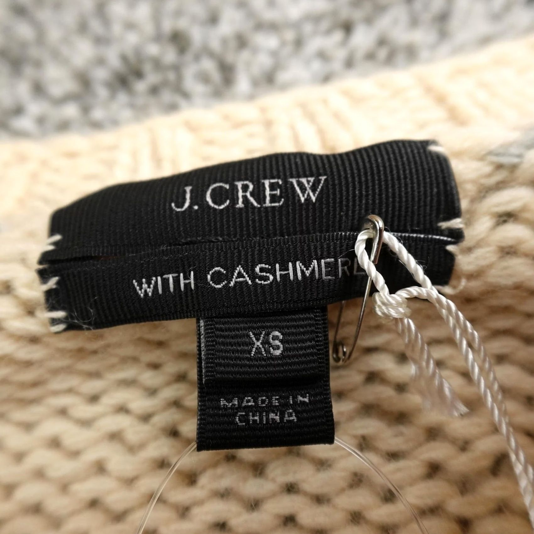 J.Crew J.CREW Sweater Women's XS Beige Geometric Wool Cashmere Tunic Pullover Crew Neck Long Sleeve Knit Heavyweight Vintage: No Size XS / US 0-2 / IT 36-38 - 6 Thumbnail