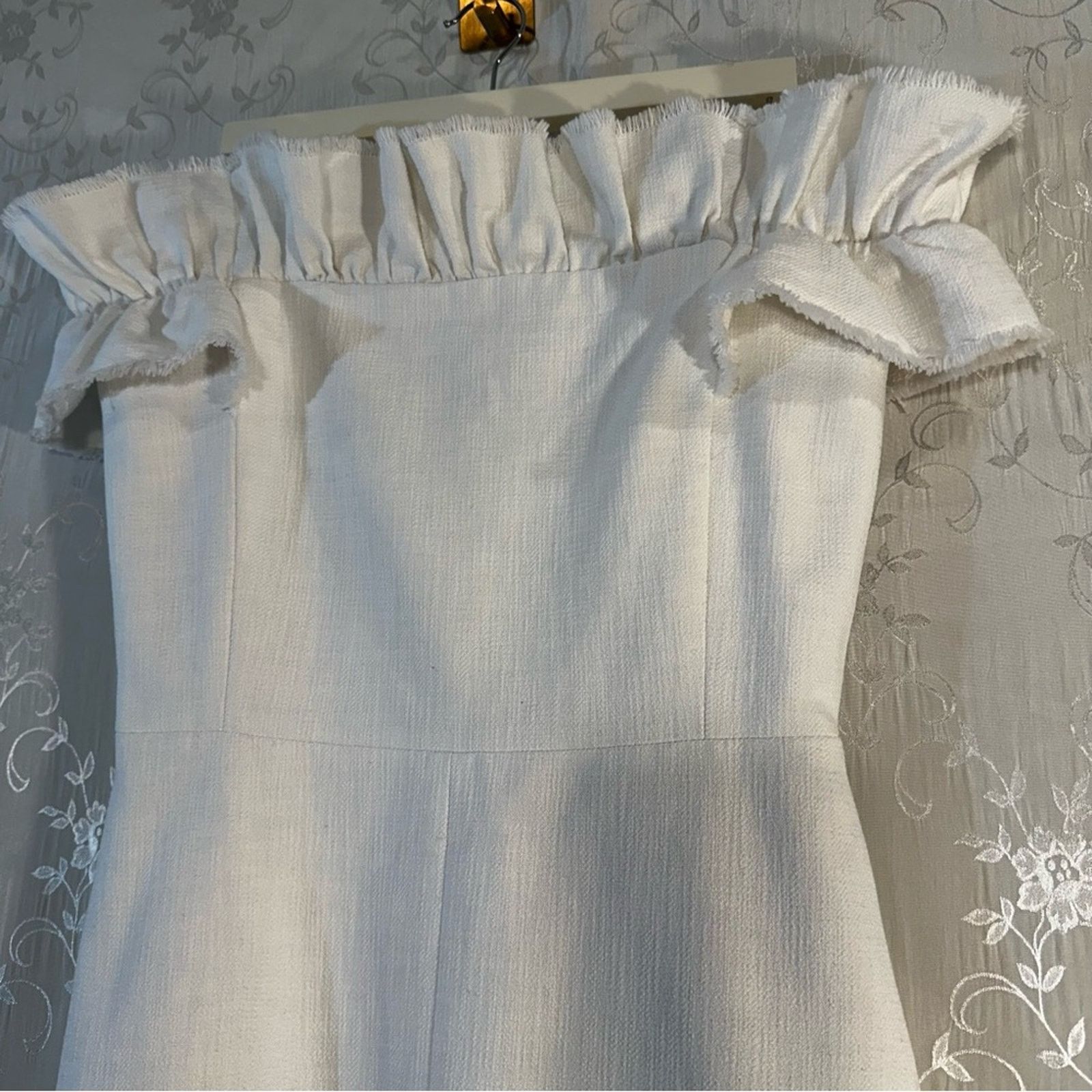 Rebecca Taylor Rebecca Taylor Off-the-Shoulder White Ruffle Dress – Size 4 Size S / US 4 / IT 40 - 6 Thumbnail