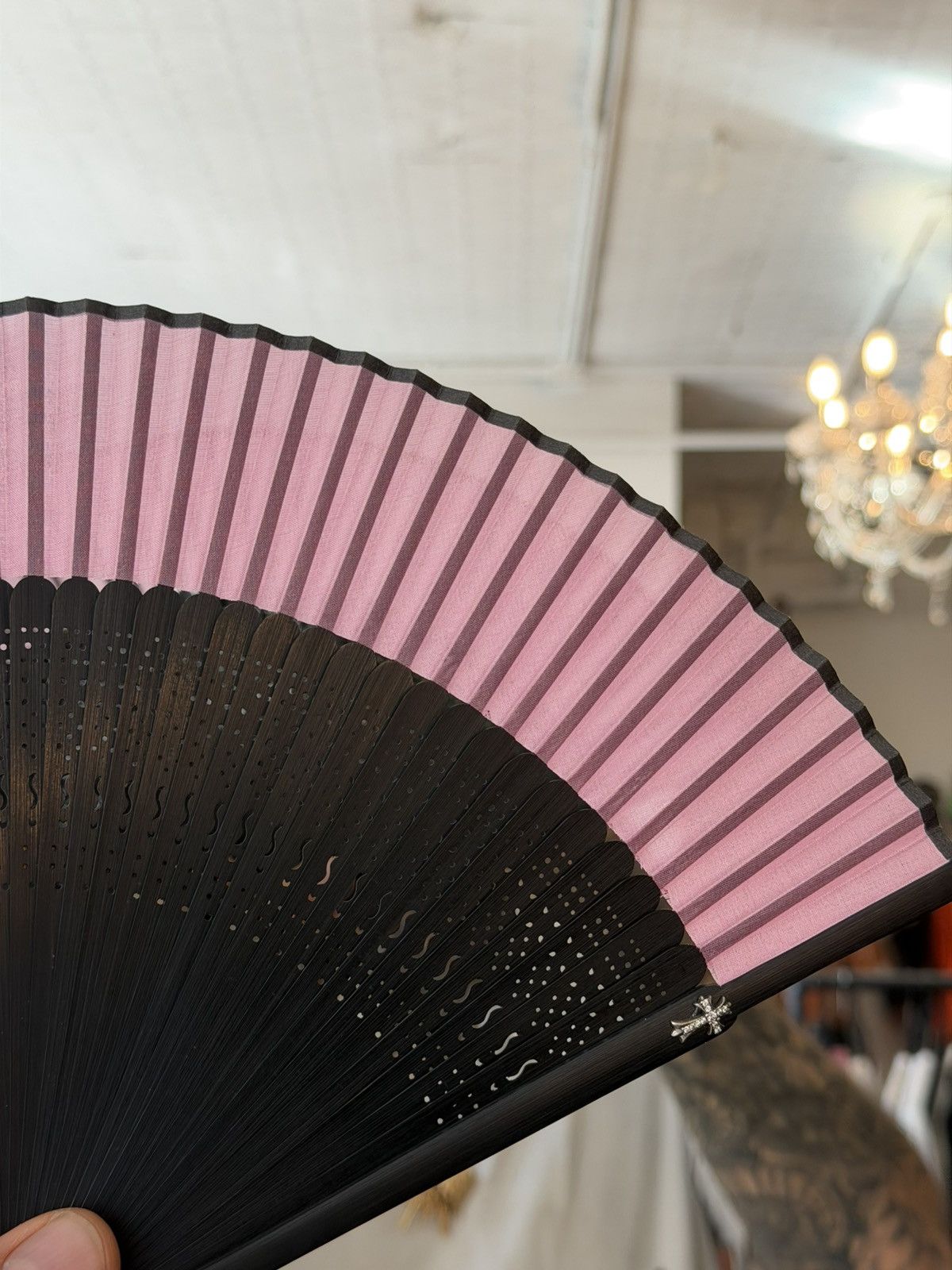 Chrome Hearts Chrome Hearts DIAMOND CROSS EBONY CHINNESE HAND FAN Size ONE SIZE - 7 Thumbnail
