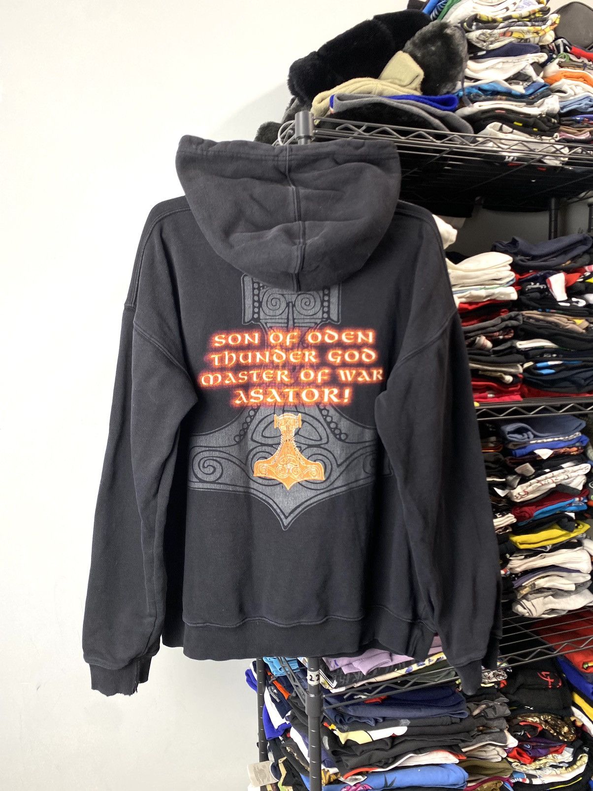 Band Tees Vintage 2000’s Amon Amarth Band Hoodie Size US L / EU 52-54 / 3 - 2 Thumbnail