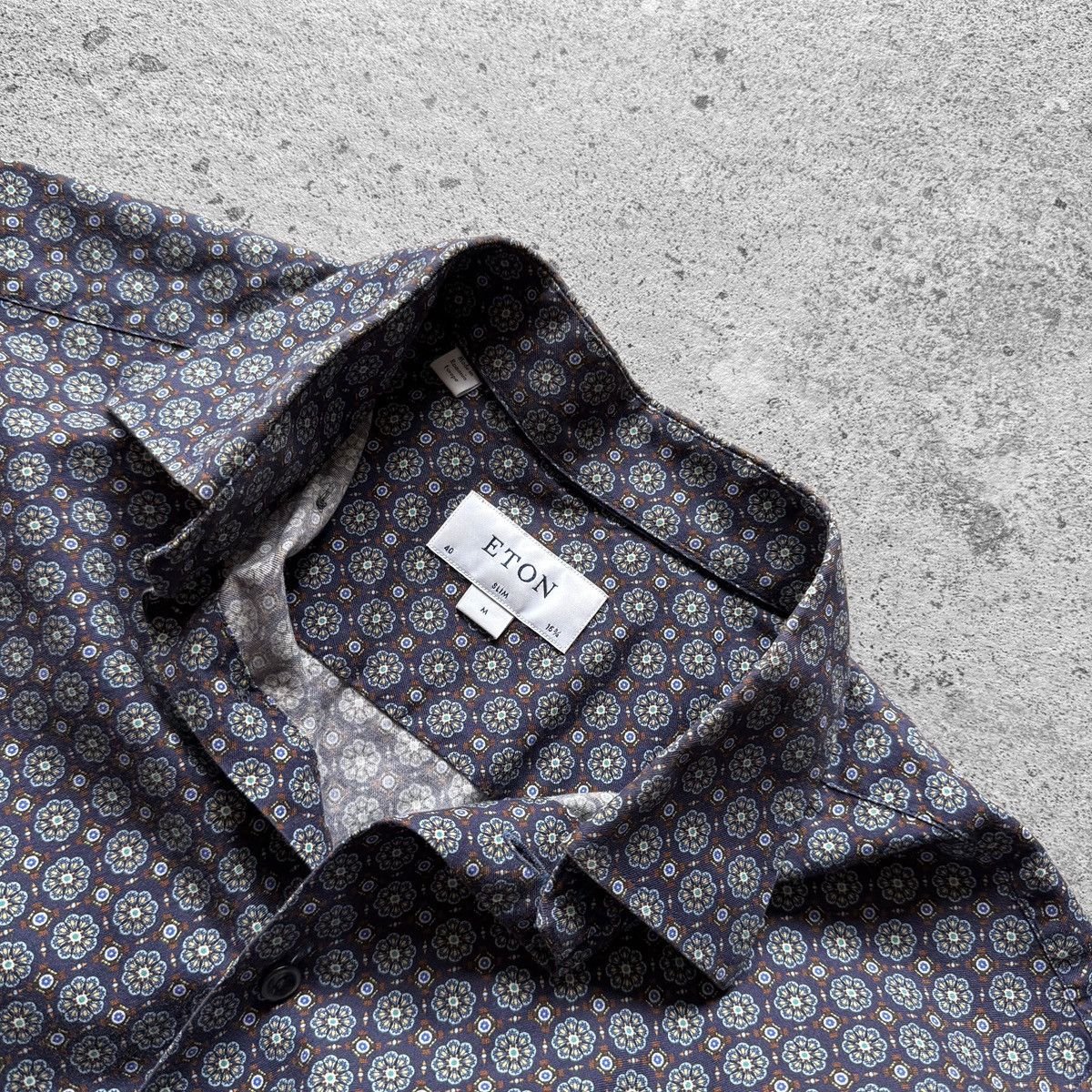 Eton Eton Geometric Medallion Print Slim Fit LS Button Up Shirt Size US S / EU 44-46 / 1 - 4 Thumbnail