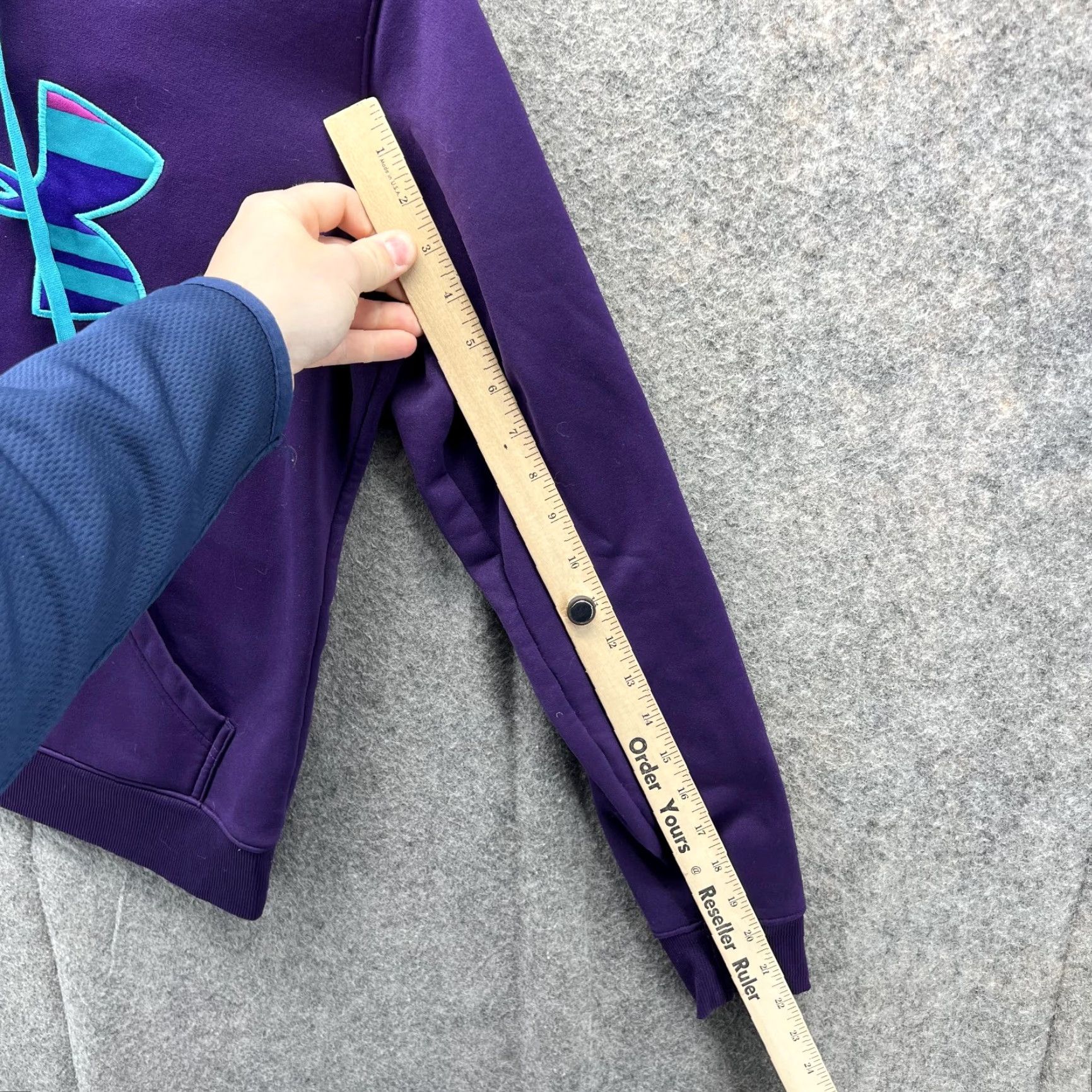 Under Armour VINTAGE? No. Under Armour Sweater Women Small Purple Hooded UA Storm Sweatshirt Knit Shirt Mens Womens? Size S / US 4 / IT 40 - 7 Thumbnail