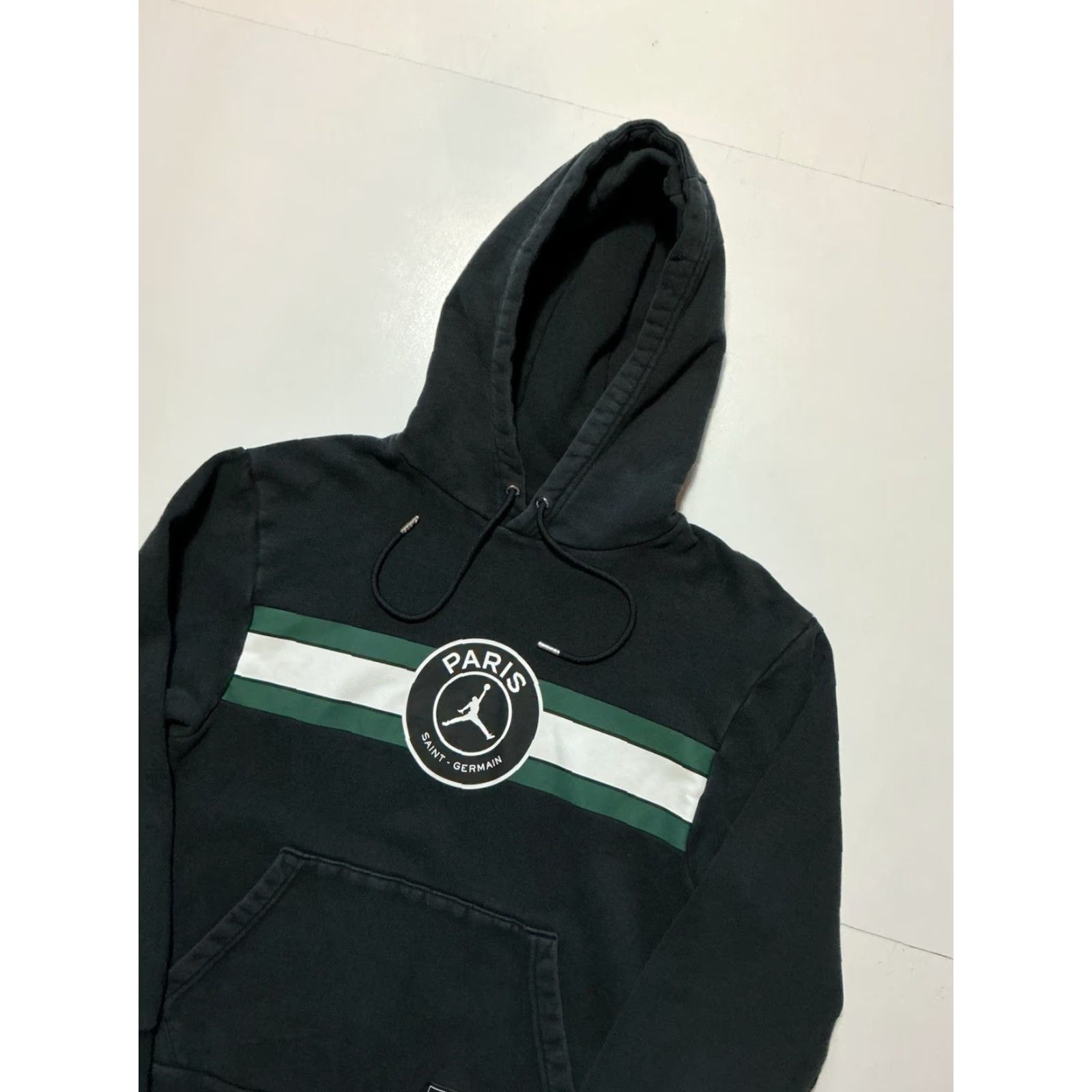 Jordan Brand Air Jordan PSG Paris Saint Germain FC Football Club Soccer Black Fleece Pullover Hoodie SM Men S Pullover Hoodie Black Soccer Brand Jordan PSG Size US S / EU 44-46 / 1 - 5 Thumbnail