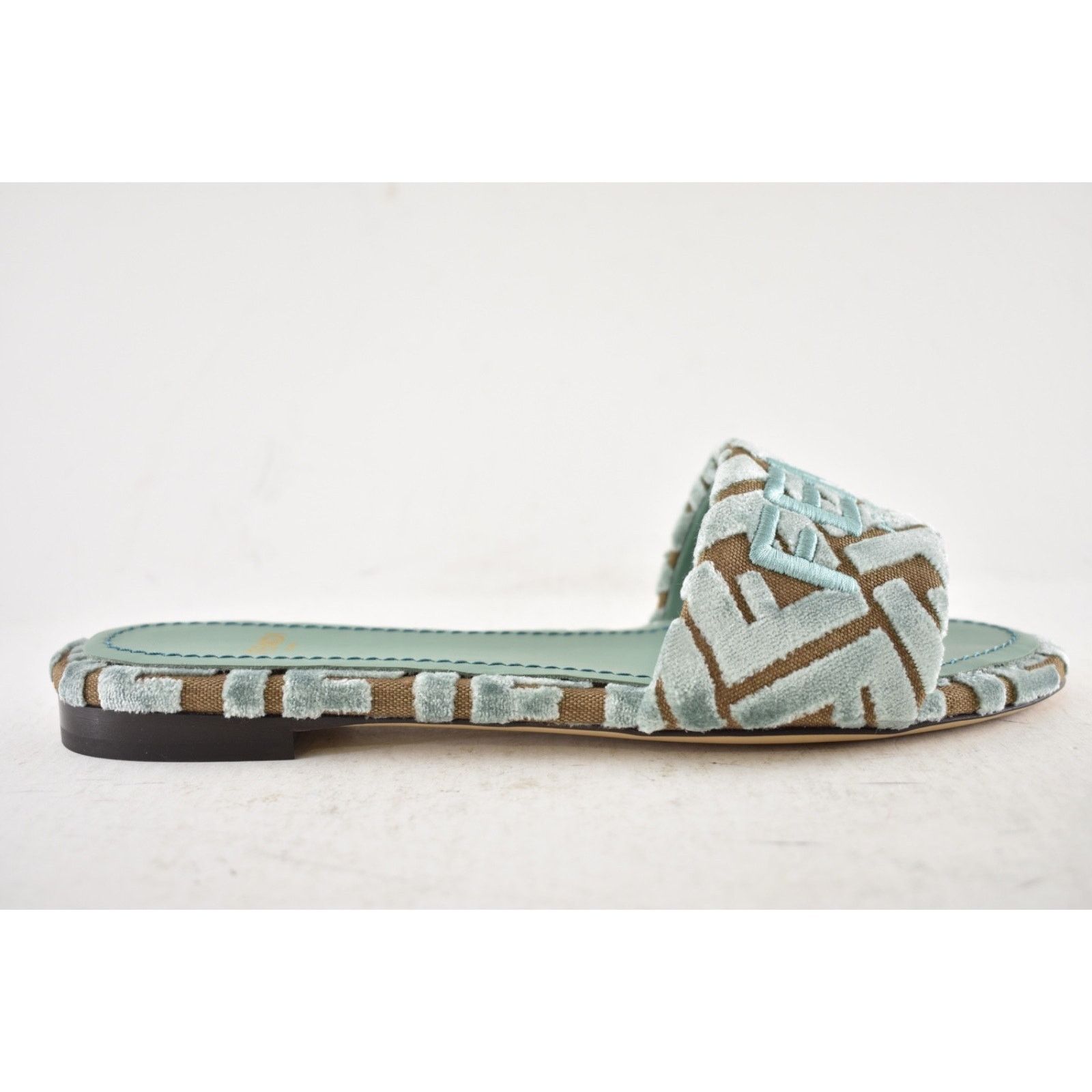 Fendi Fendi Sunshine Velvet FF Logo Menta Green Mule Slide 36 Size US 6 / IT 36 - 2 Thumbnail