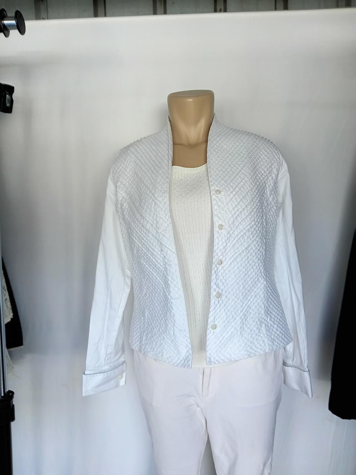 Jones New York Chic Jones New York White Button-Down Jacket Size M / US 6-8 / IT 42-44 - 1 Thumbnail