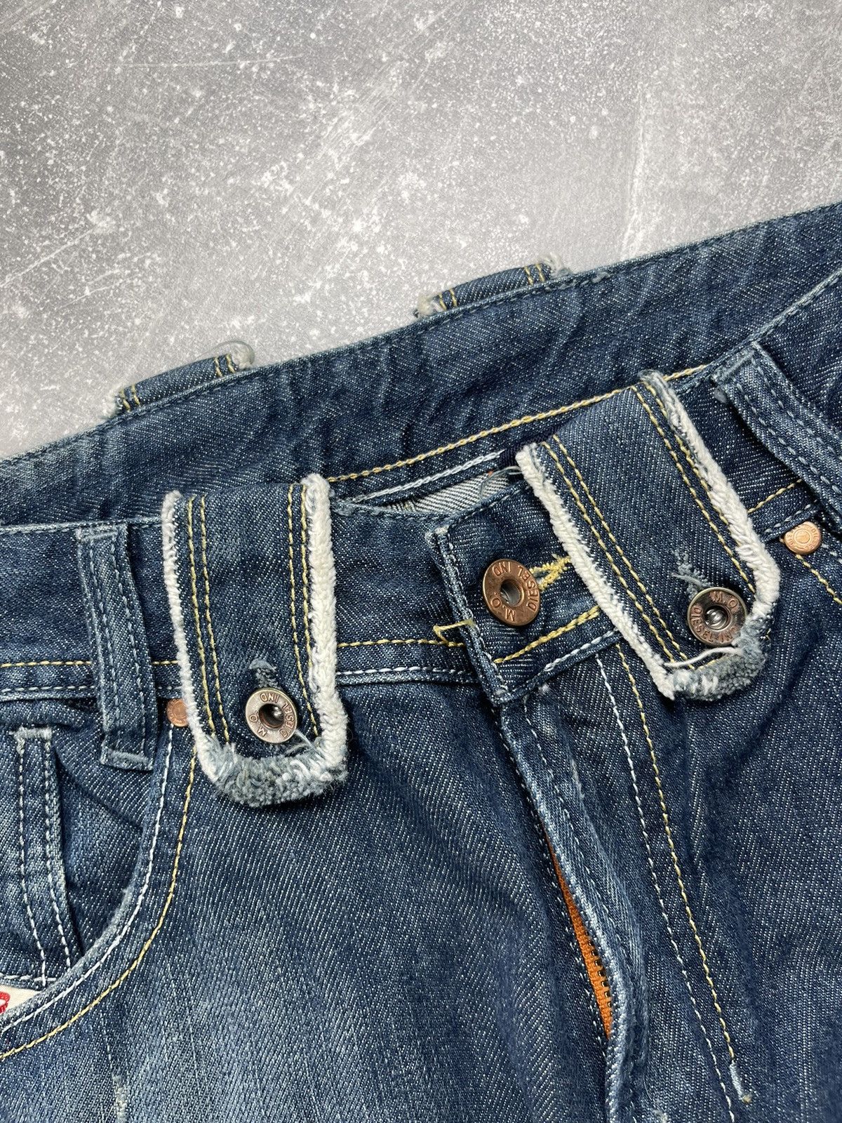 Diesel Diesel Zathan Flared Faded Size 14 Bootcut Y2K Vintage Jeans Size 32" / US 10 / IT 46 - 9 Thumbnail
