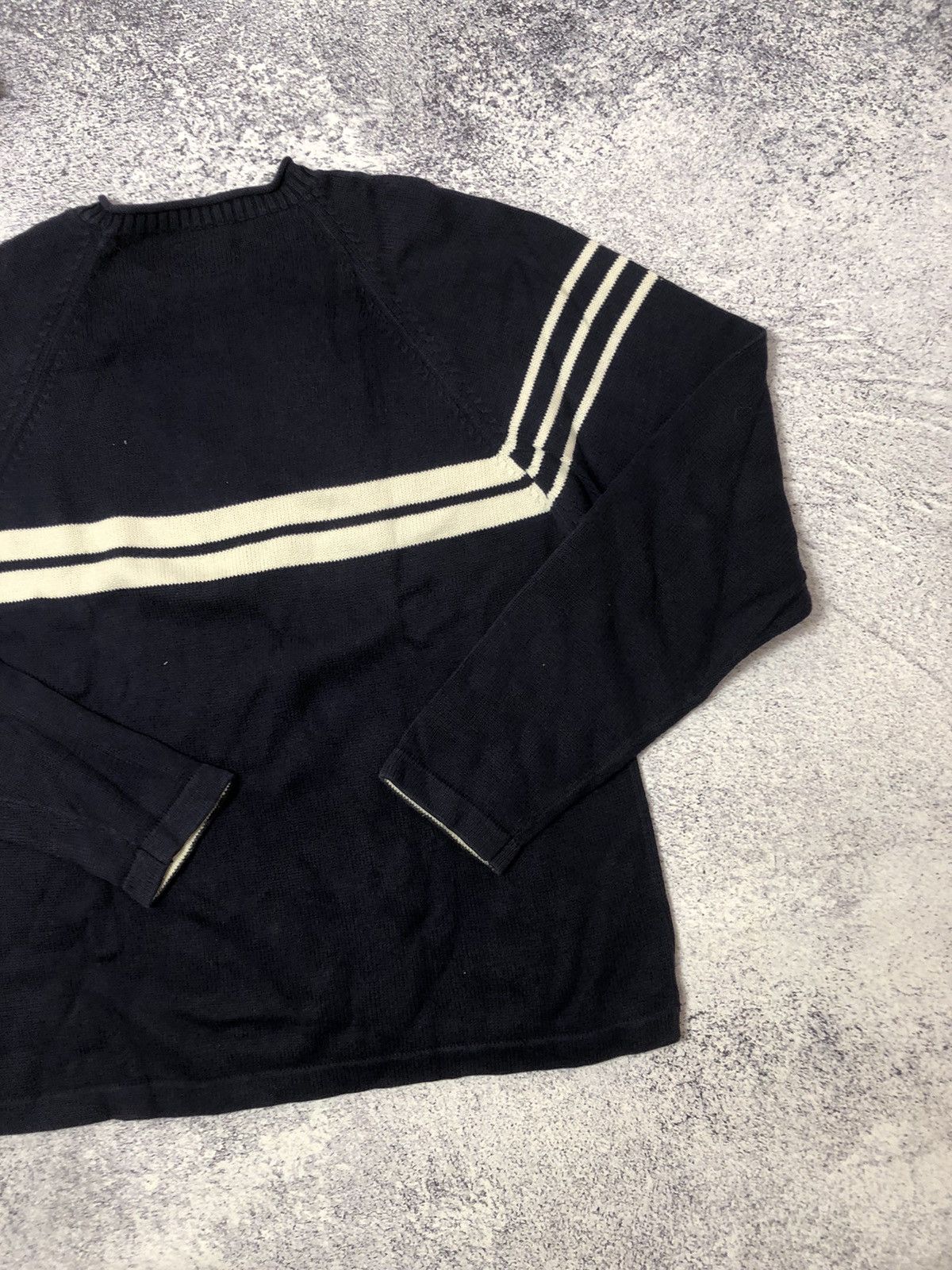 Tommy Hilfiger Vintage sweater Tommy Hilfiger size L rare big logo usa y2k Size US L / EU 52-54 / 3 - 7 Thumbnail